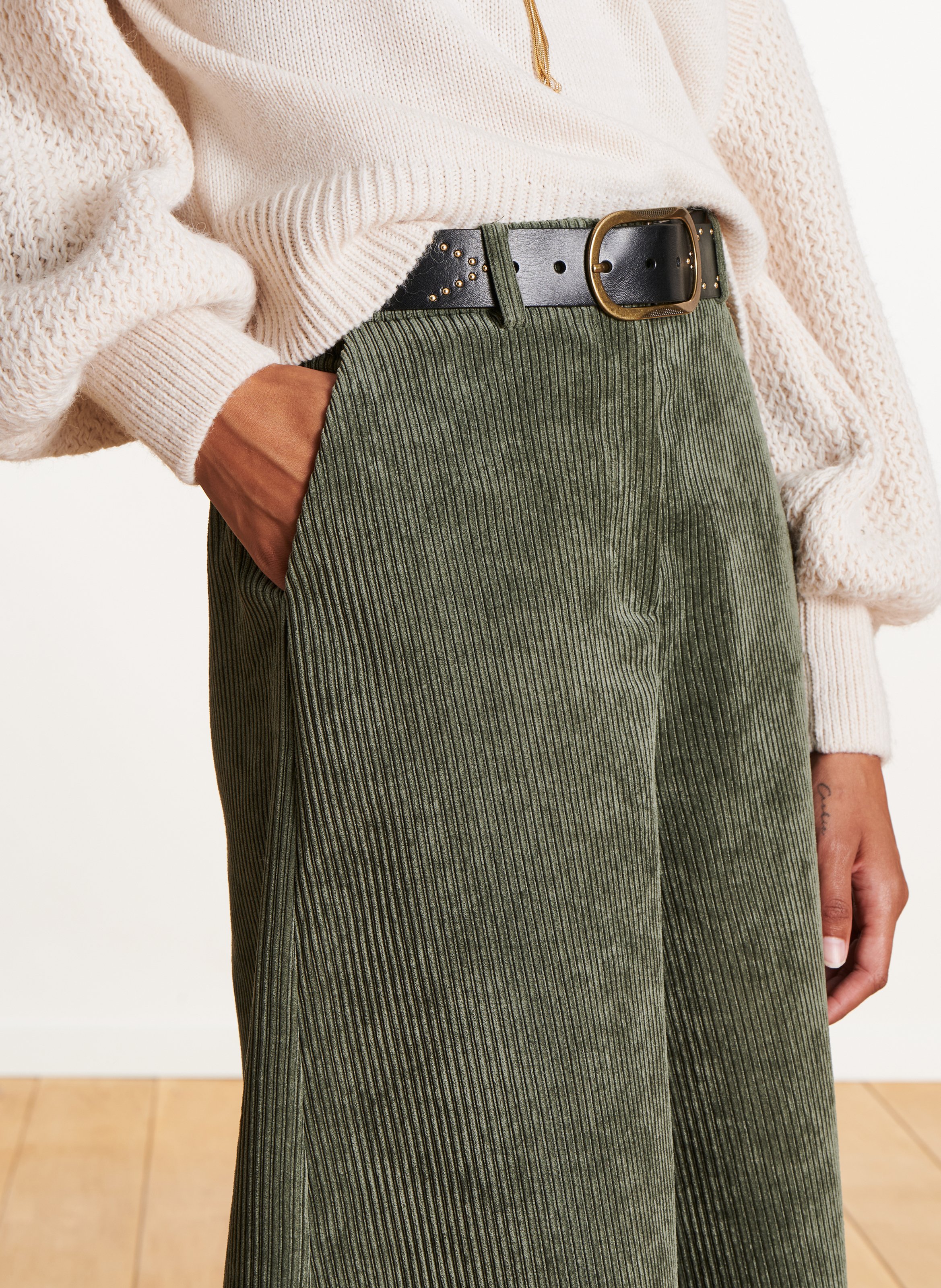 Wide-leg corduroy Bermuda shorts LA FEE MARABOUTEE Green