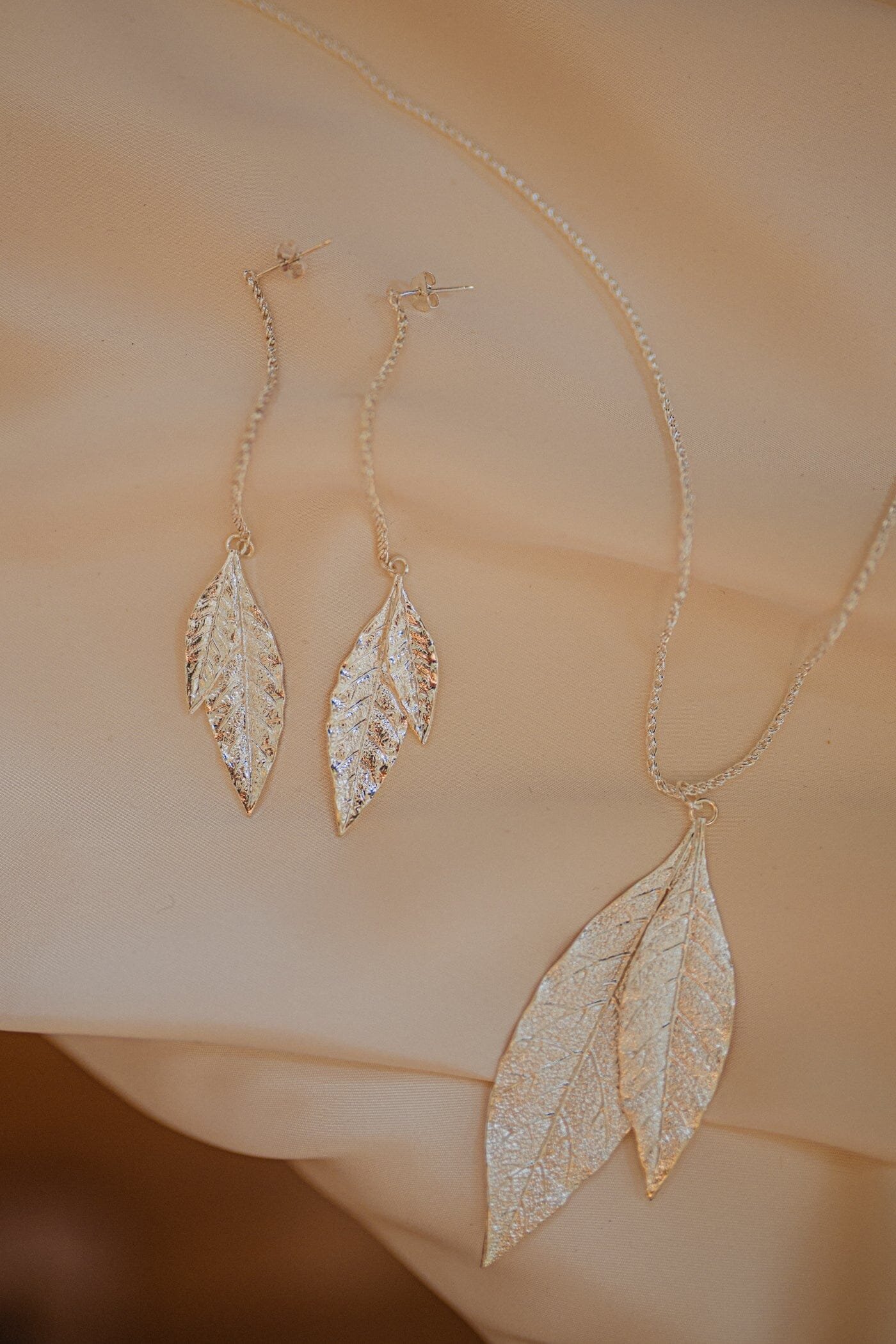 Silver-plated leaf drop earrings MONSIEUR SIMONE Silver