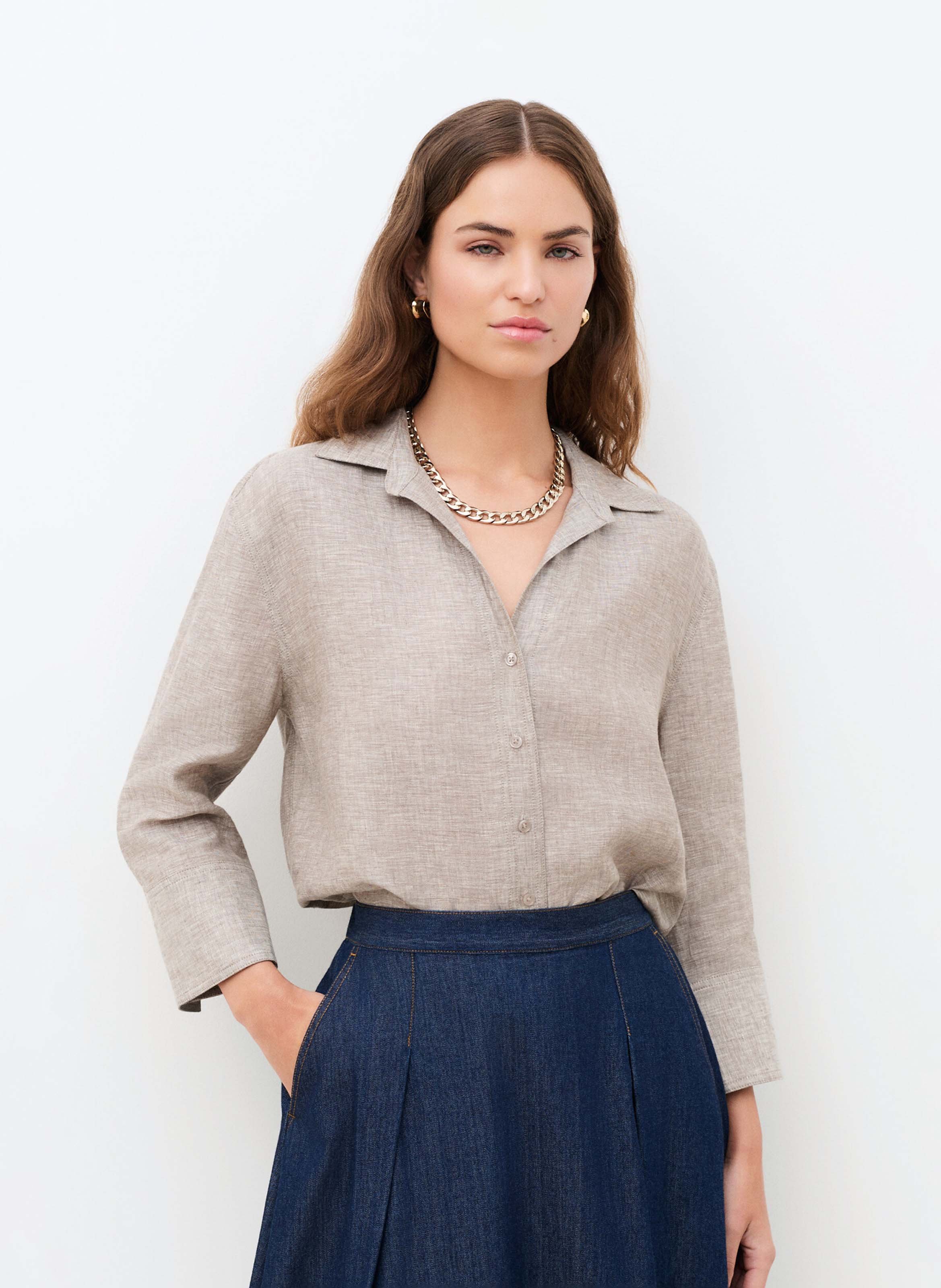 Gerade geschnittenes Leinenhemd mit klassischem Kragen CAROLL