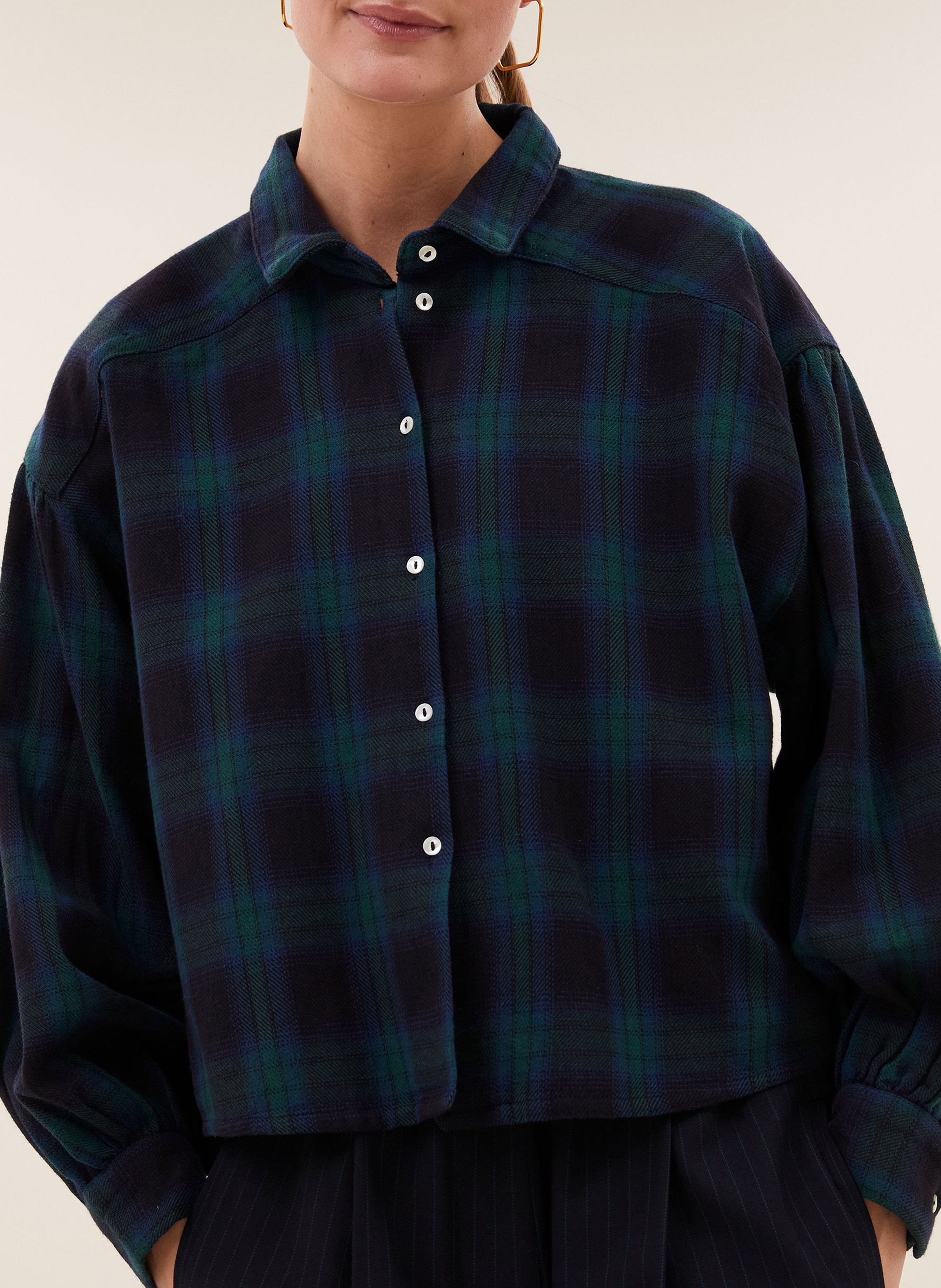Rechte blouse met klassieke kraag in geruit biologisch katoen BY BAR Groen