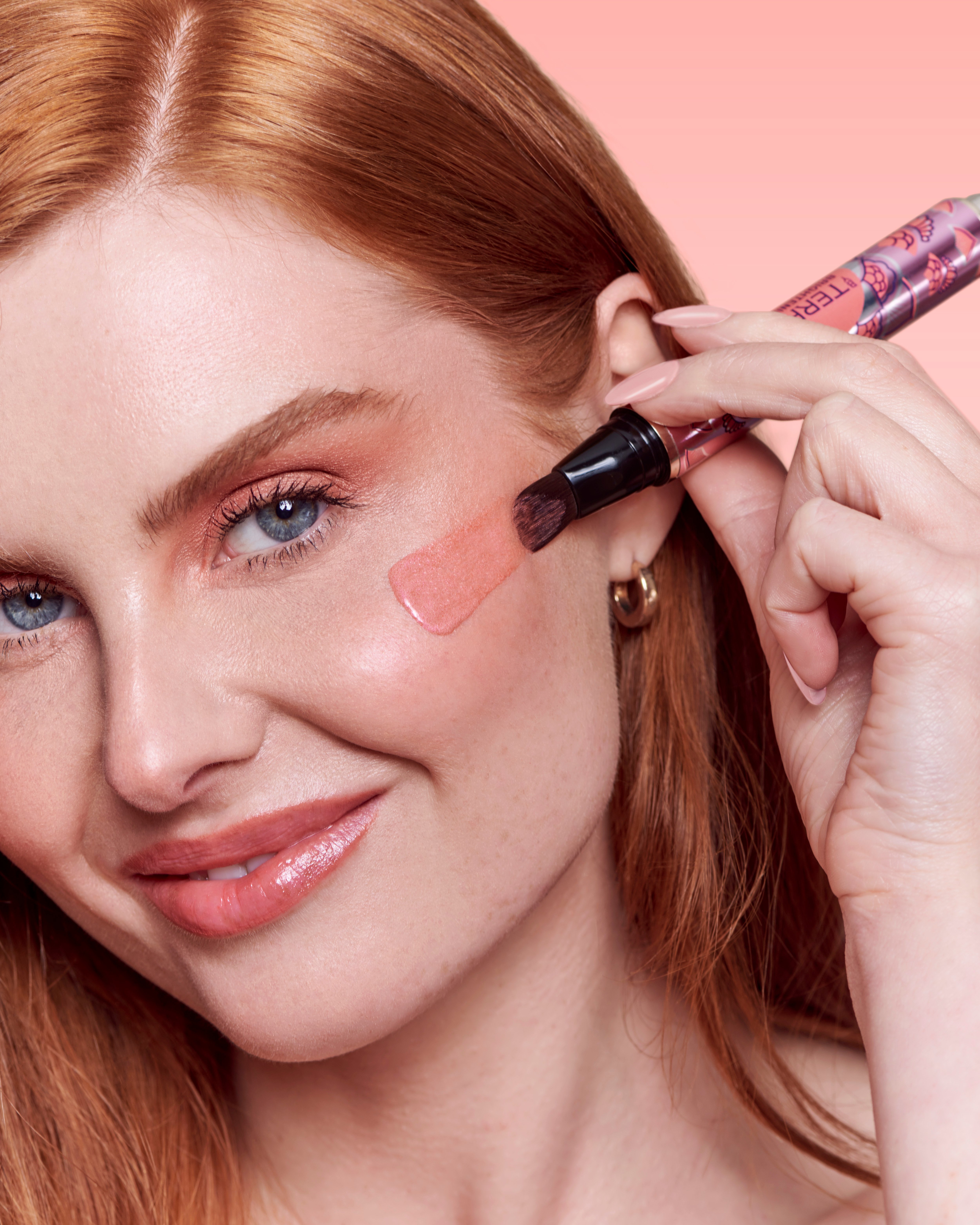 BRIGHTENING CC LIQUID BLUSH BY TERRY 1. rosy flash