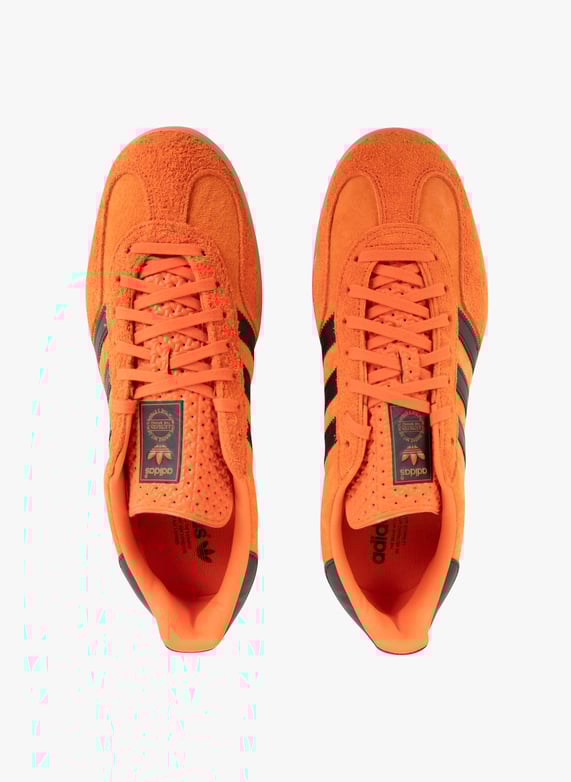 Sneaker Aus Veloursleder Gazelle Indoor Orange core Black gum 3 Adidas Herren JI3905 ORANGE CBLACK GUM3 ORANGE CORE BLACK GUM 3 Place des Tendances Osterreich
