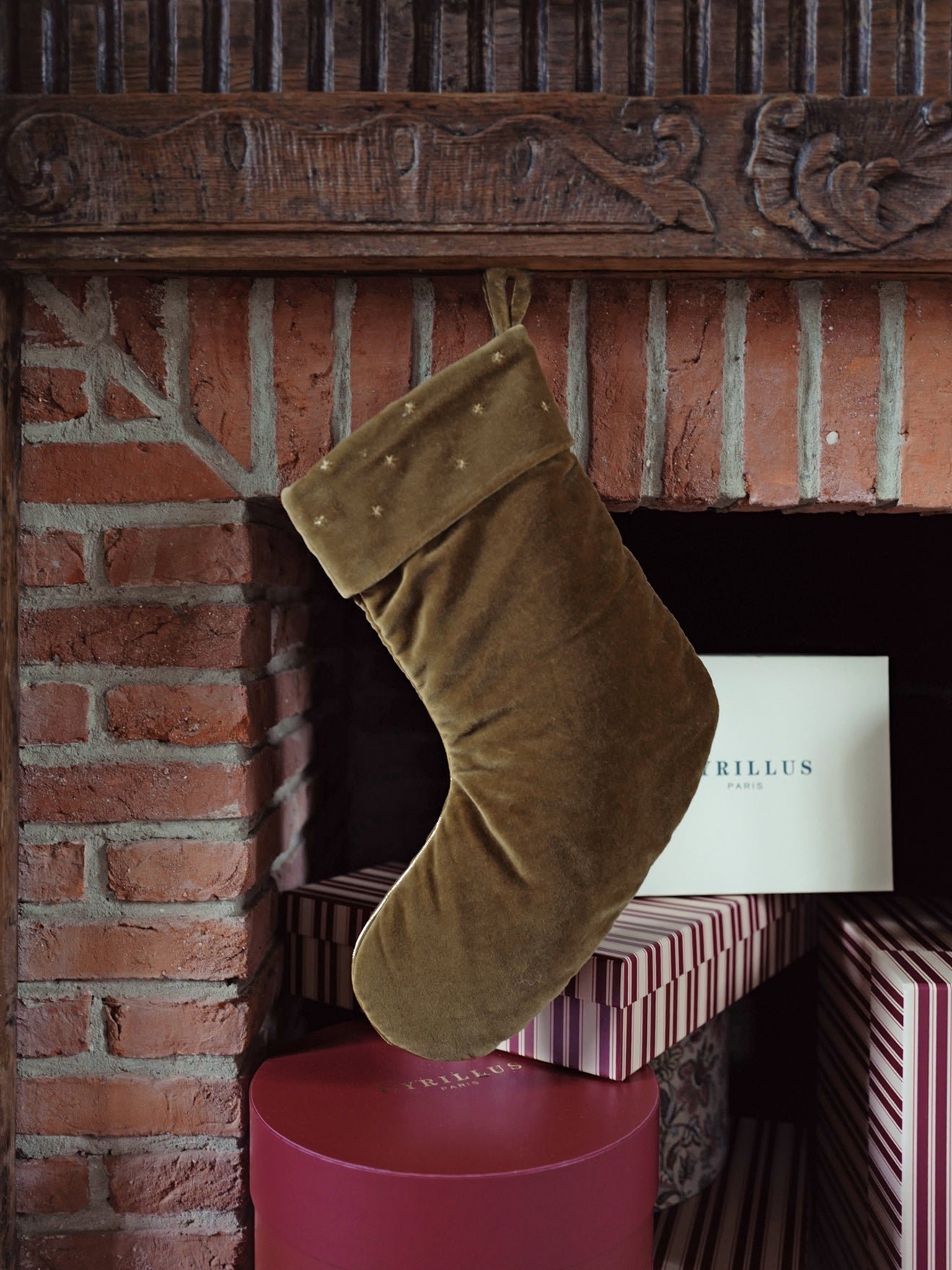 Large velvet Christmas stocking CYRILLUS Brown