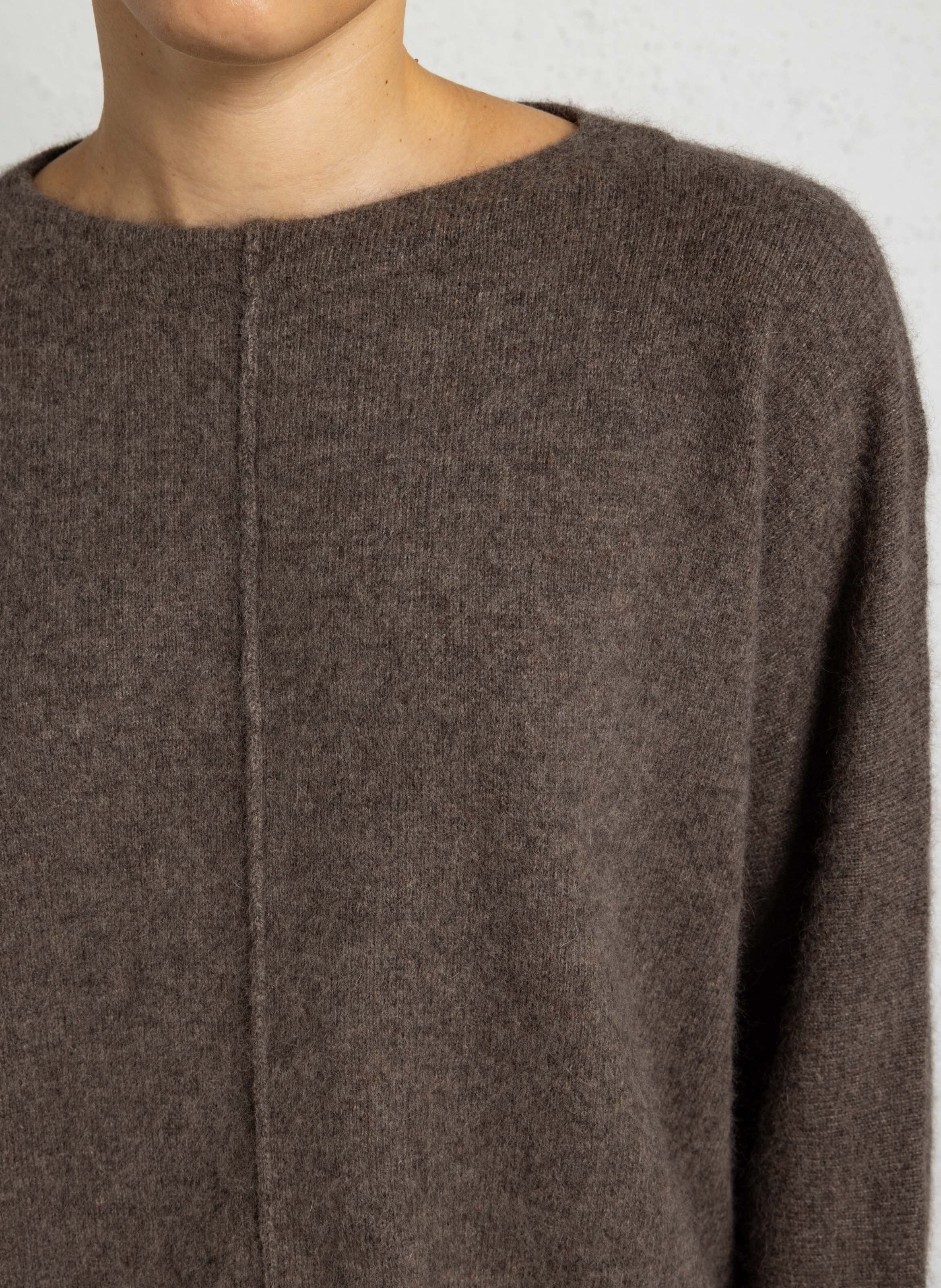 Weiter Pullover mit Rundhalsausschnitt BELLEROSE Grun