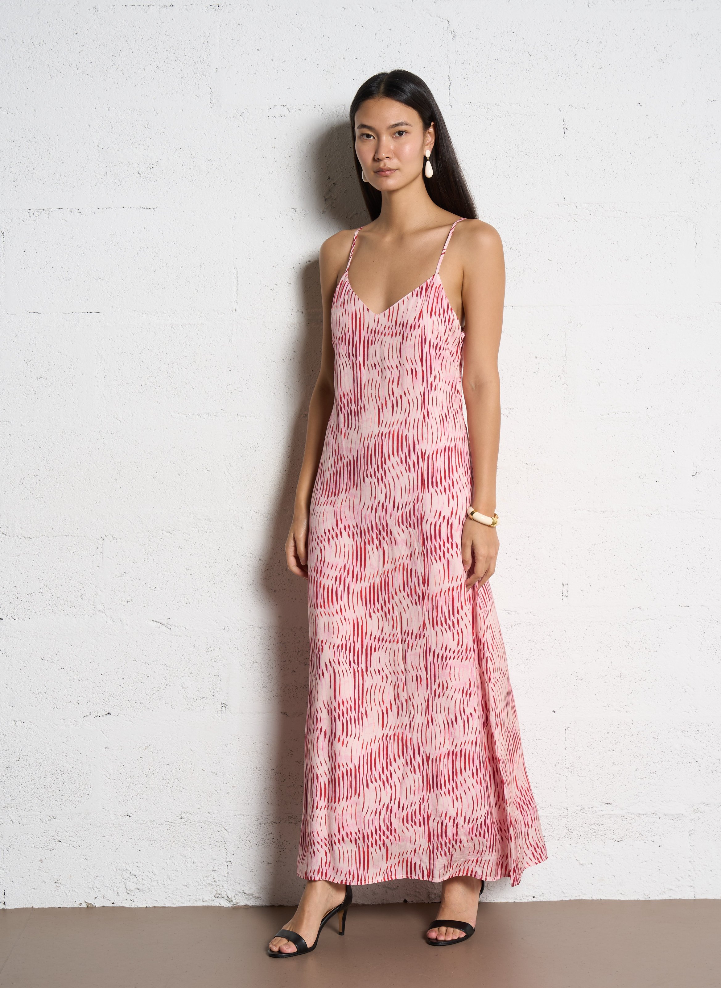Long V-neck dress SUNCOO Pink