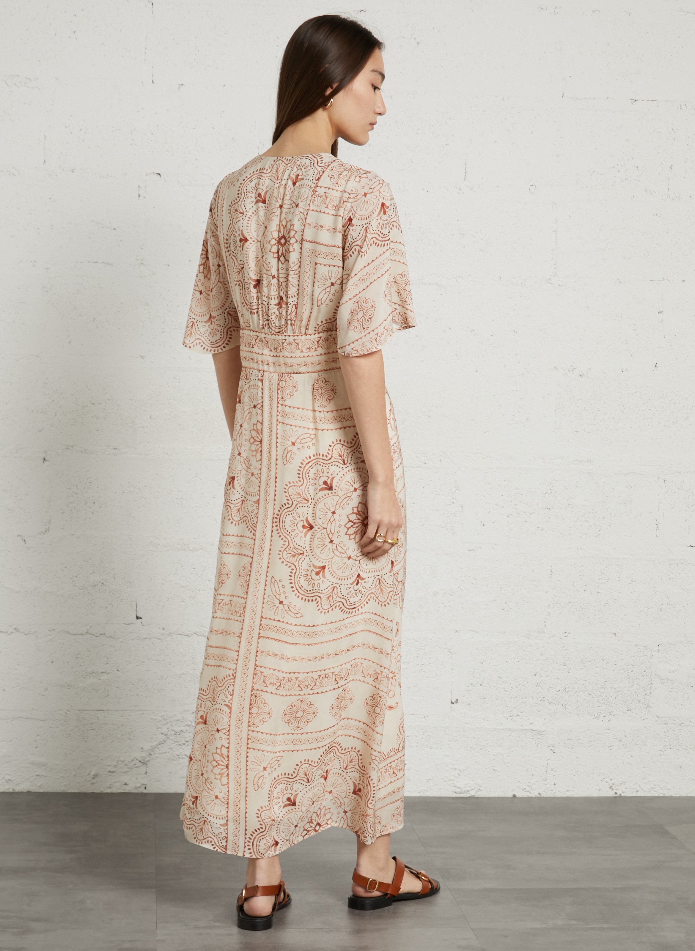 Wijdvallende gedrukte jurk MAISON 123 Wit