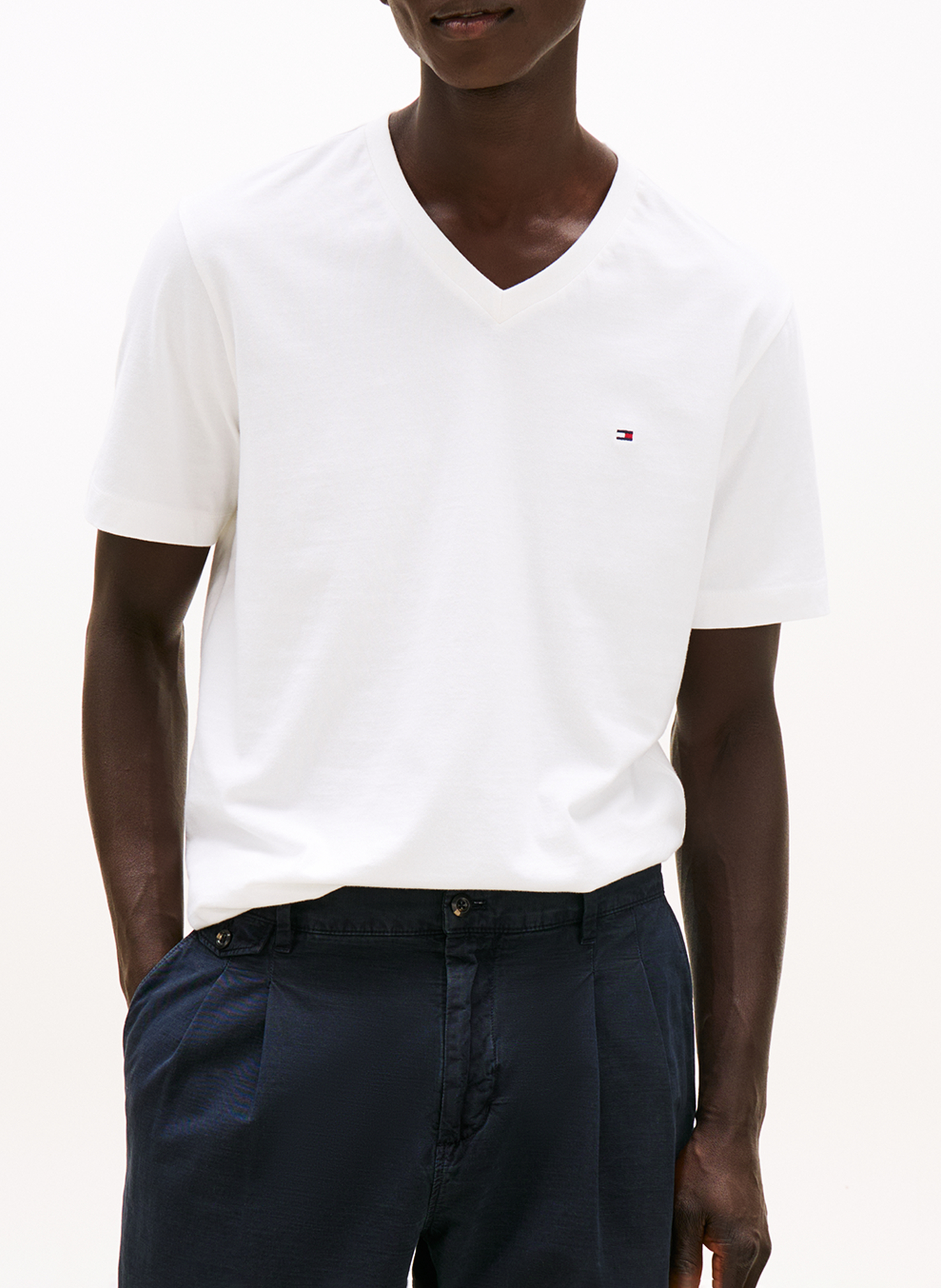 Tee-shirt col v uni en coton TOMMY HILFIGER