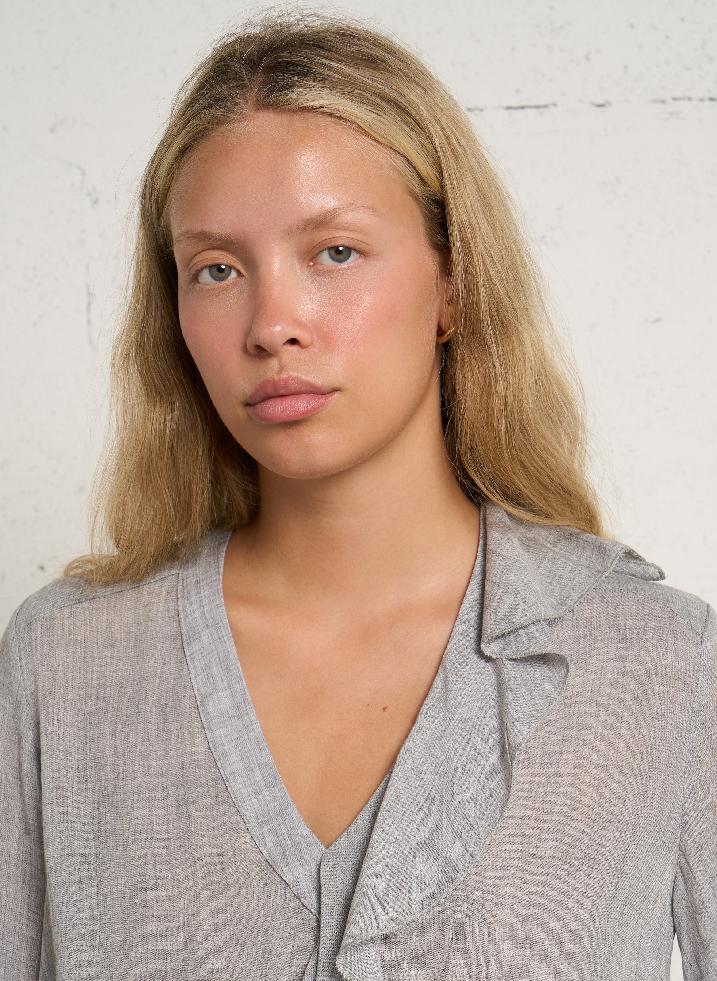 Blouse met V-hals en volants in effen kleur PLEASE Grijs