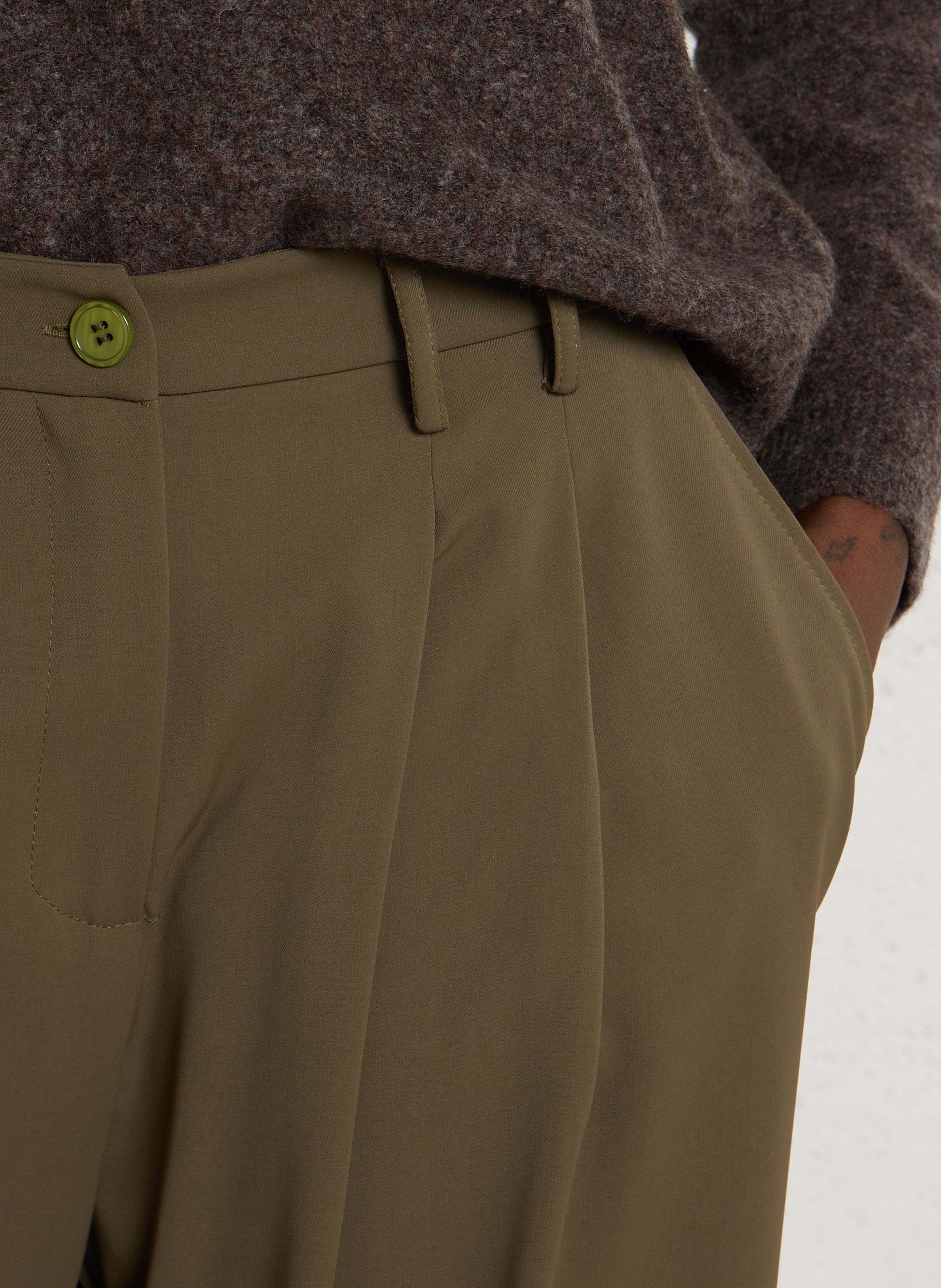 Weite Bundfaltenhose PLEASE Khaki