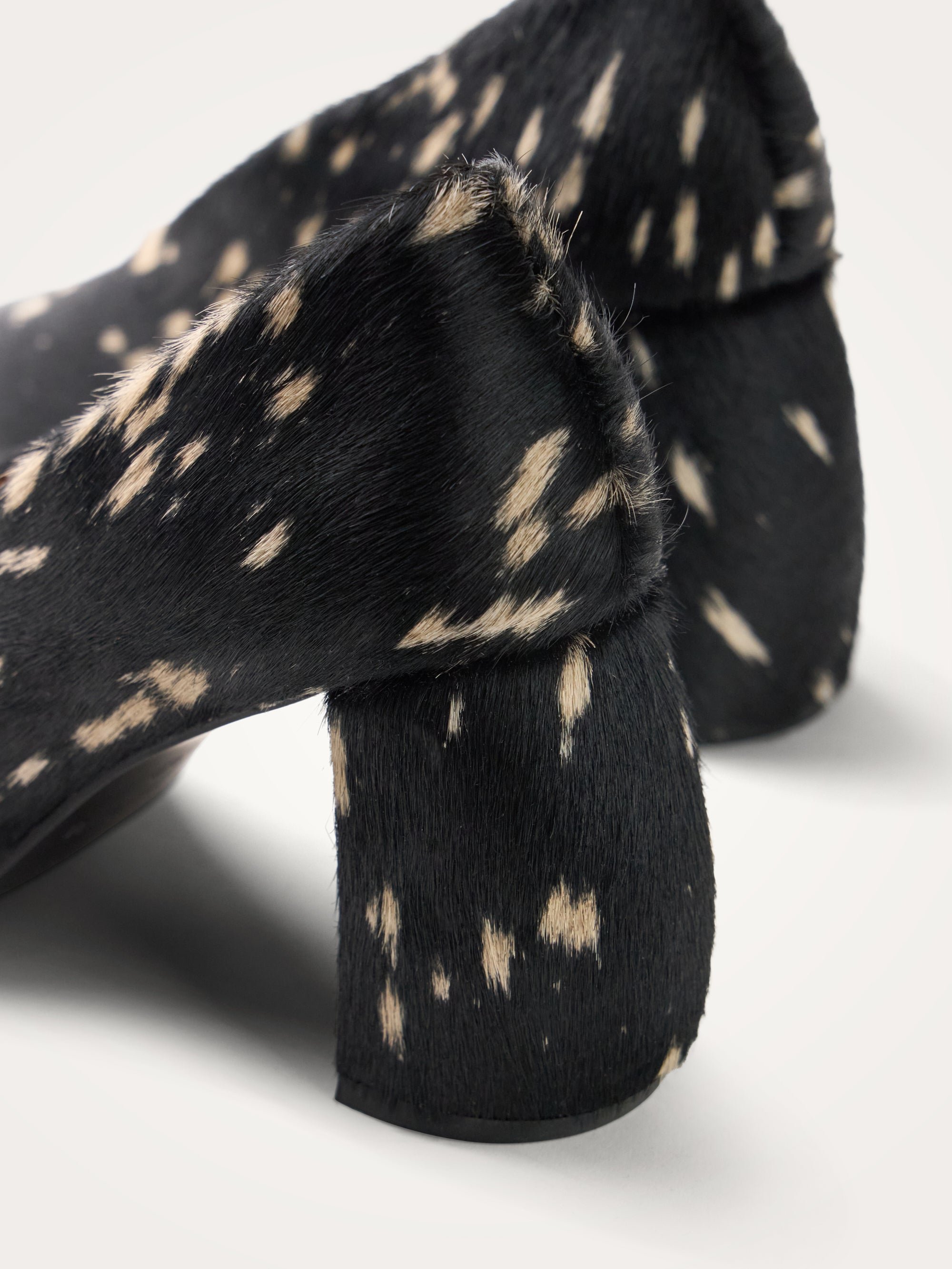 Half Moon Heel Pumps | Brown VANESSA WU Women