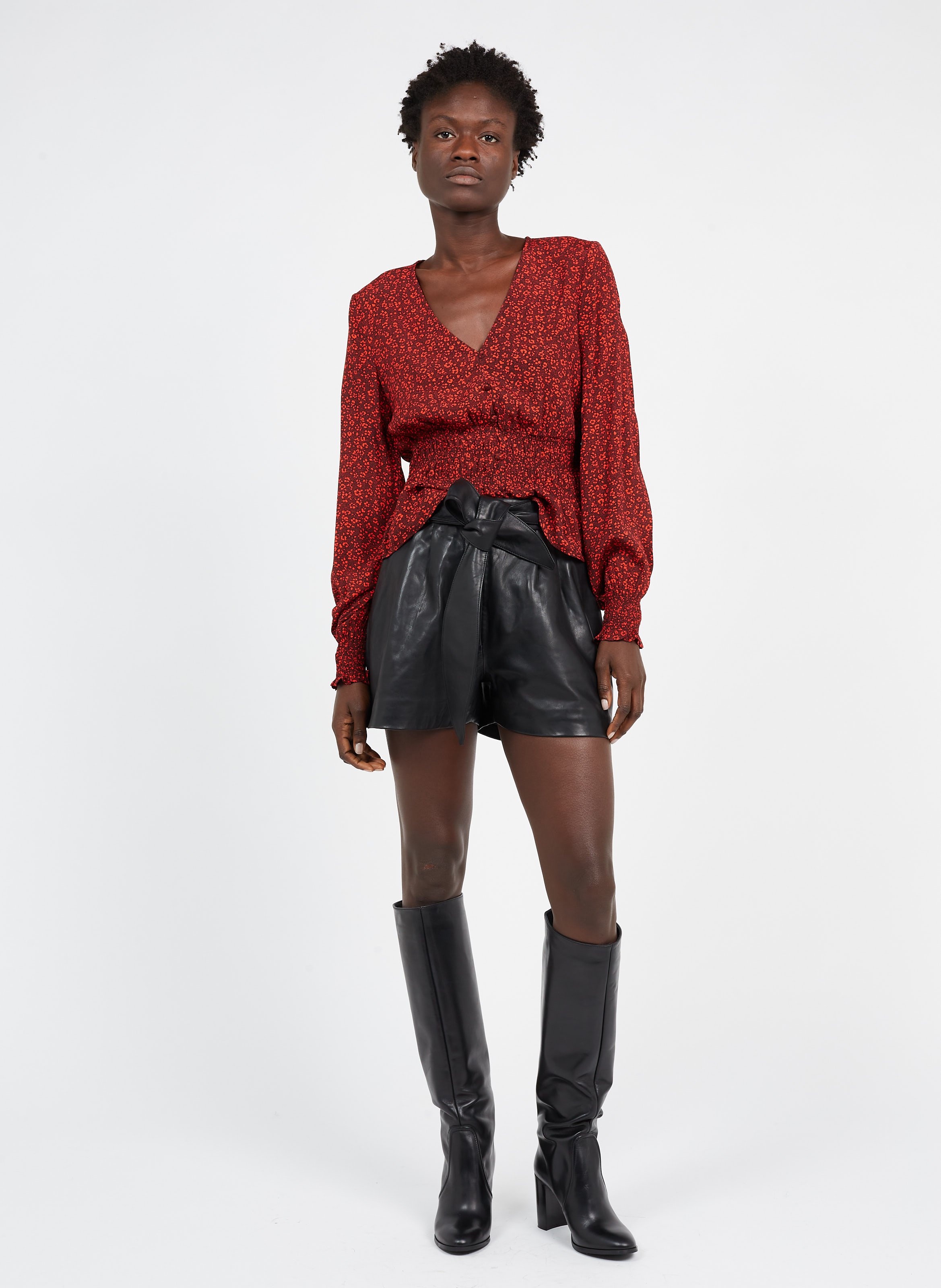 Damen Lederhose Kurze Ledershorts - Bayrische Tracht Mit Stickerei