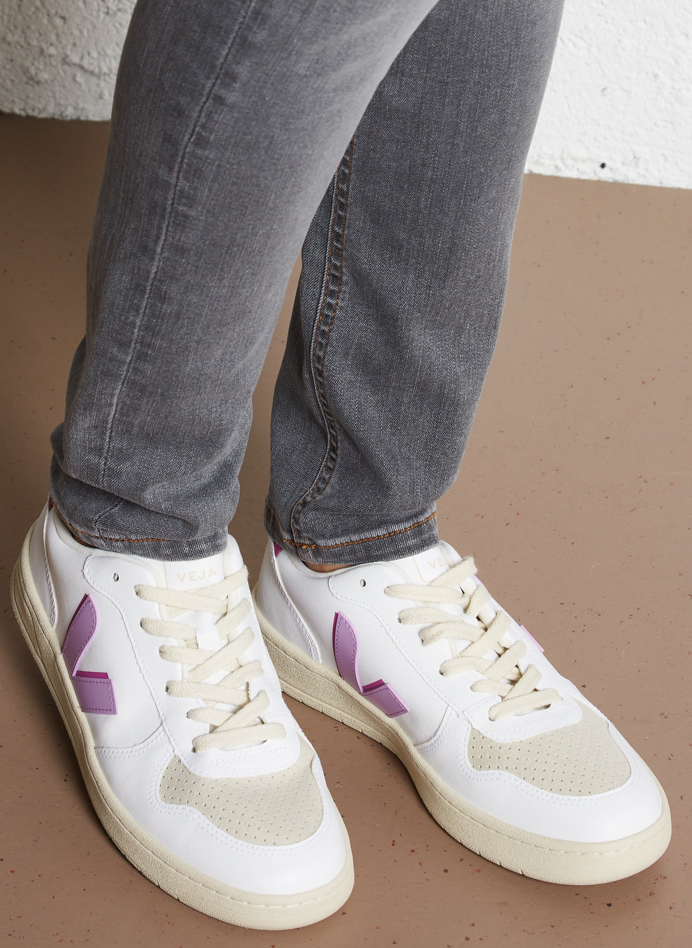 Low top Sneakers In Organic Cotton White orchid ultraviolet Veja Women VW0703 WHITE ORCHID ULTRAVIOLET WHITE ORCHID ULTRAVIOLET Place des Tendances United Kingdom