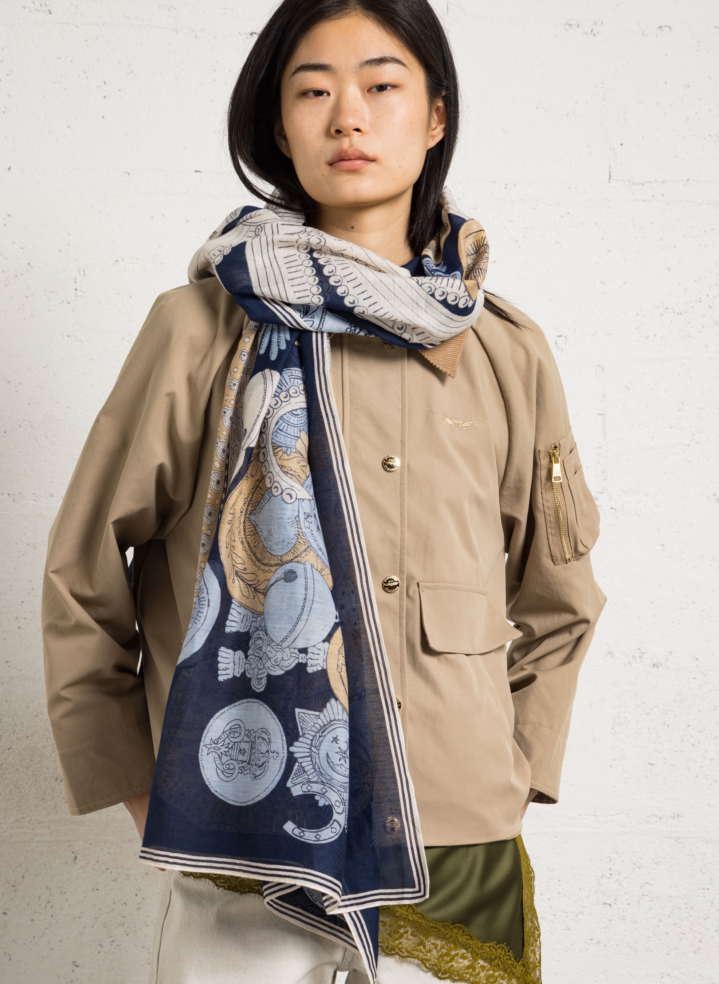 ARTIKEL AUSSTEHEND INOUI EDITIONS Blau