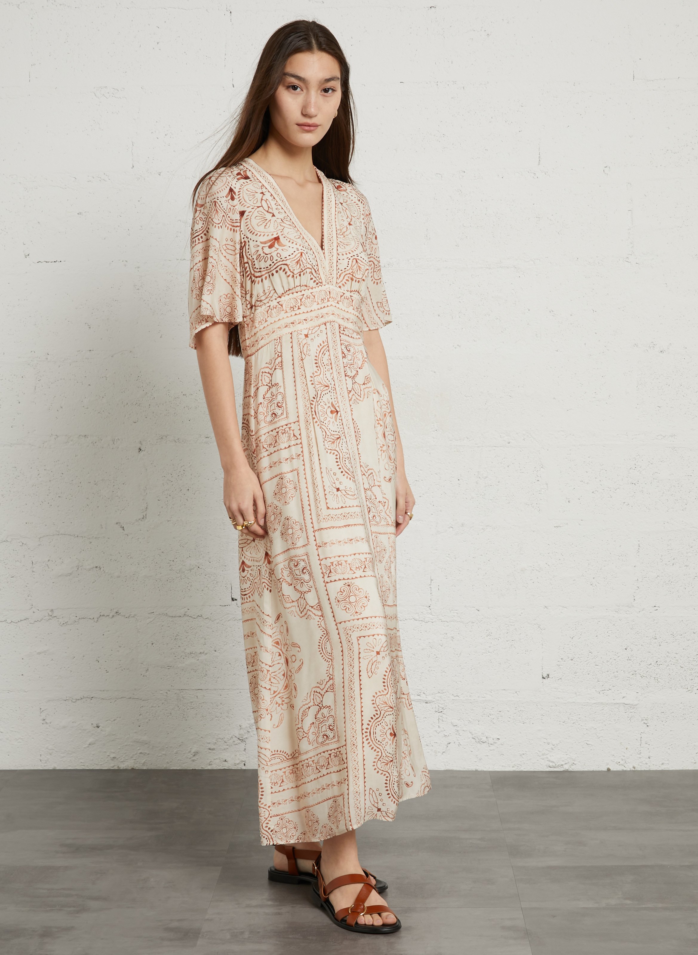 Wijdvallende gedrukte jurk MAISON 123 Wit