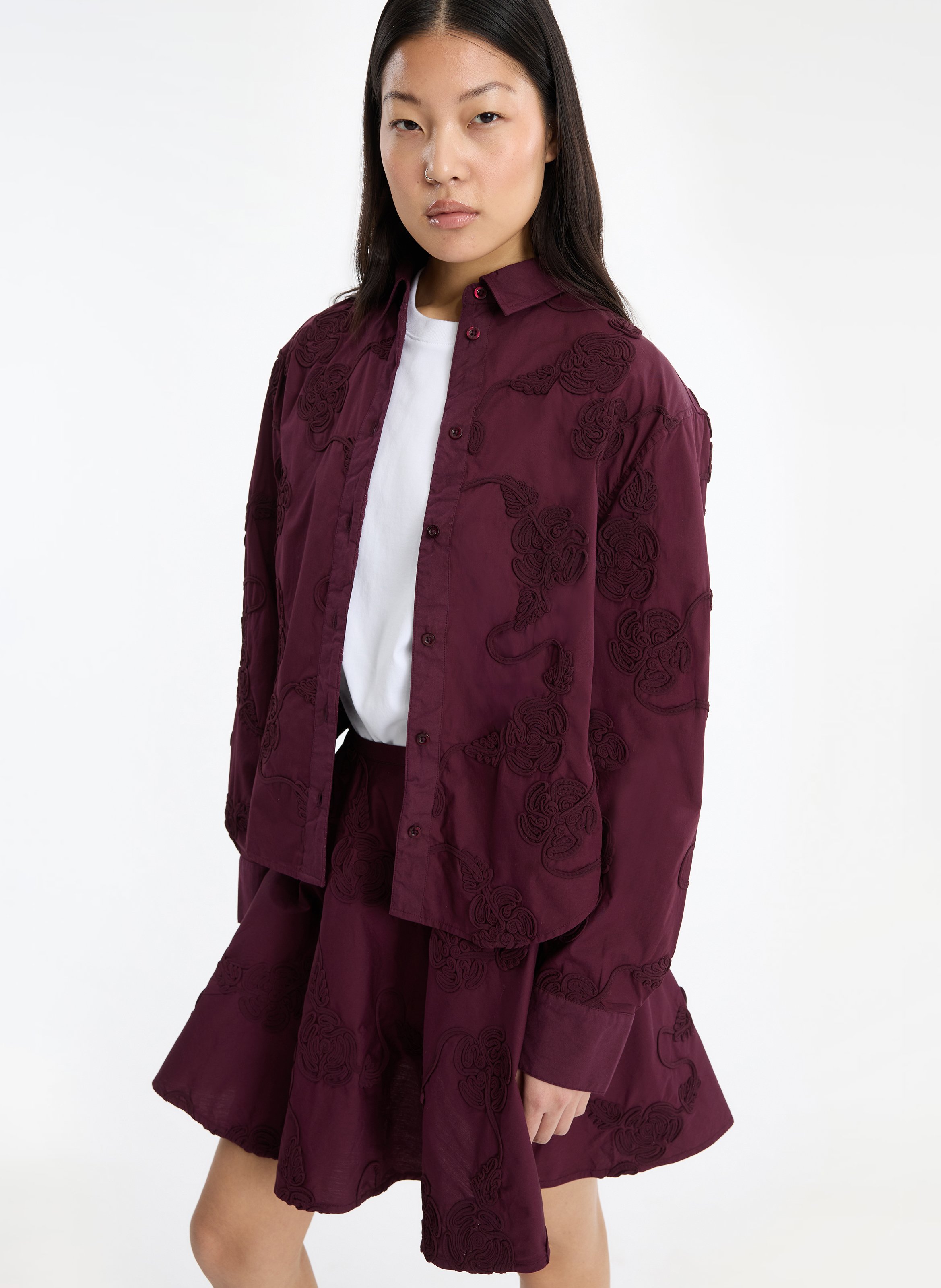 Jupe courte évasée à broderies ROTATE Marron