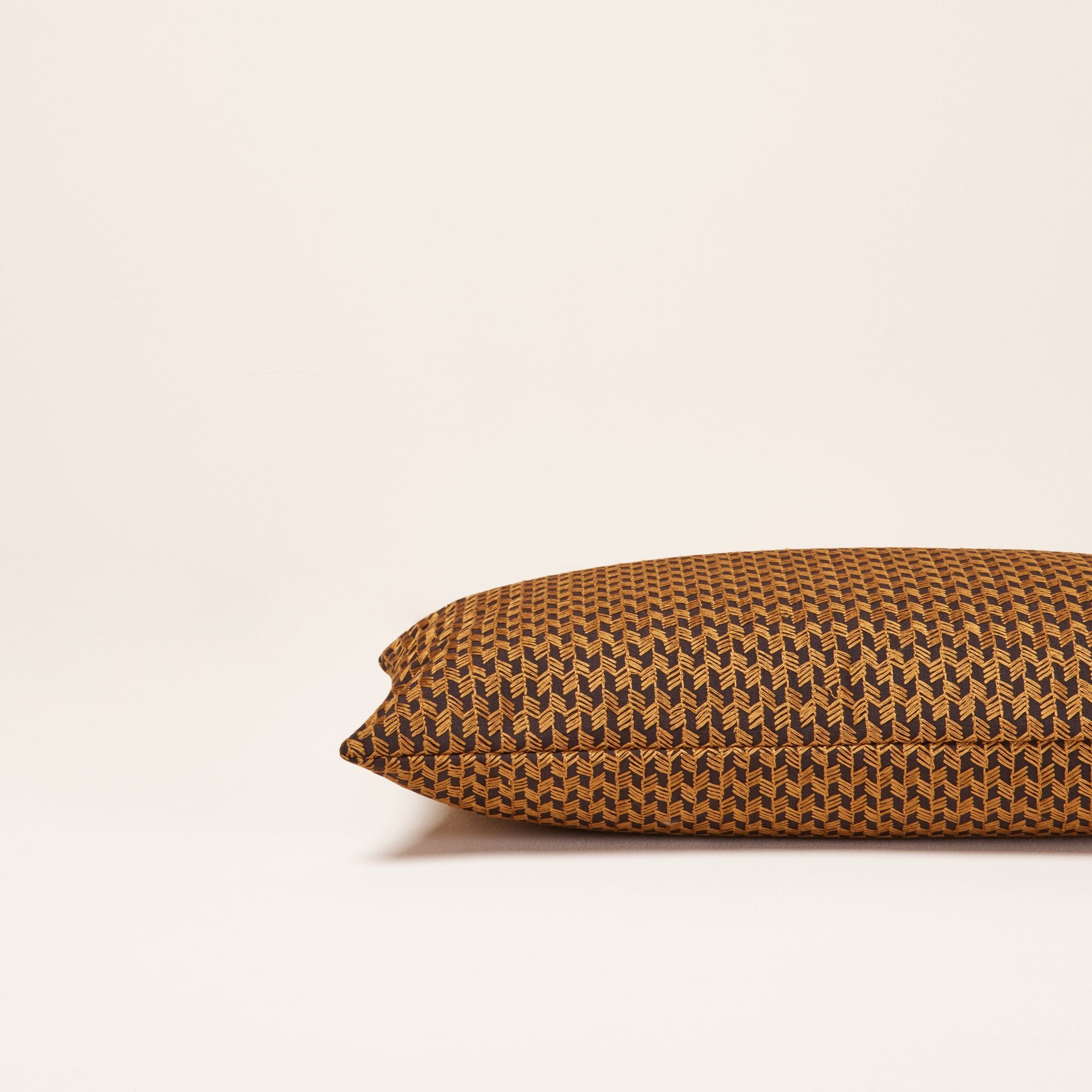 Cushion cover MADURA Black