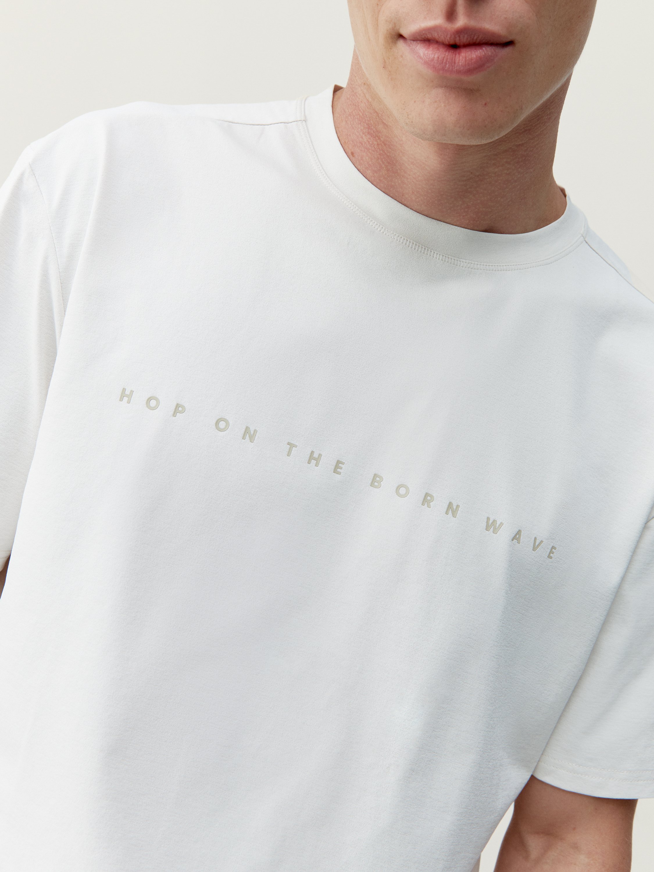 Oversized T-shirt BORN LIVING YOGA White