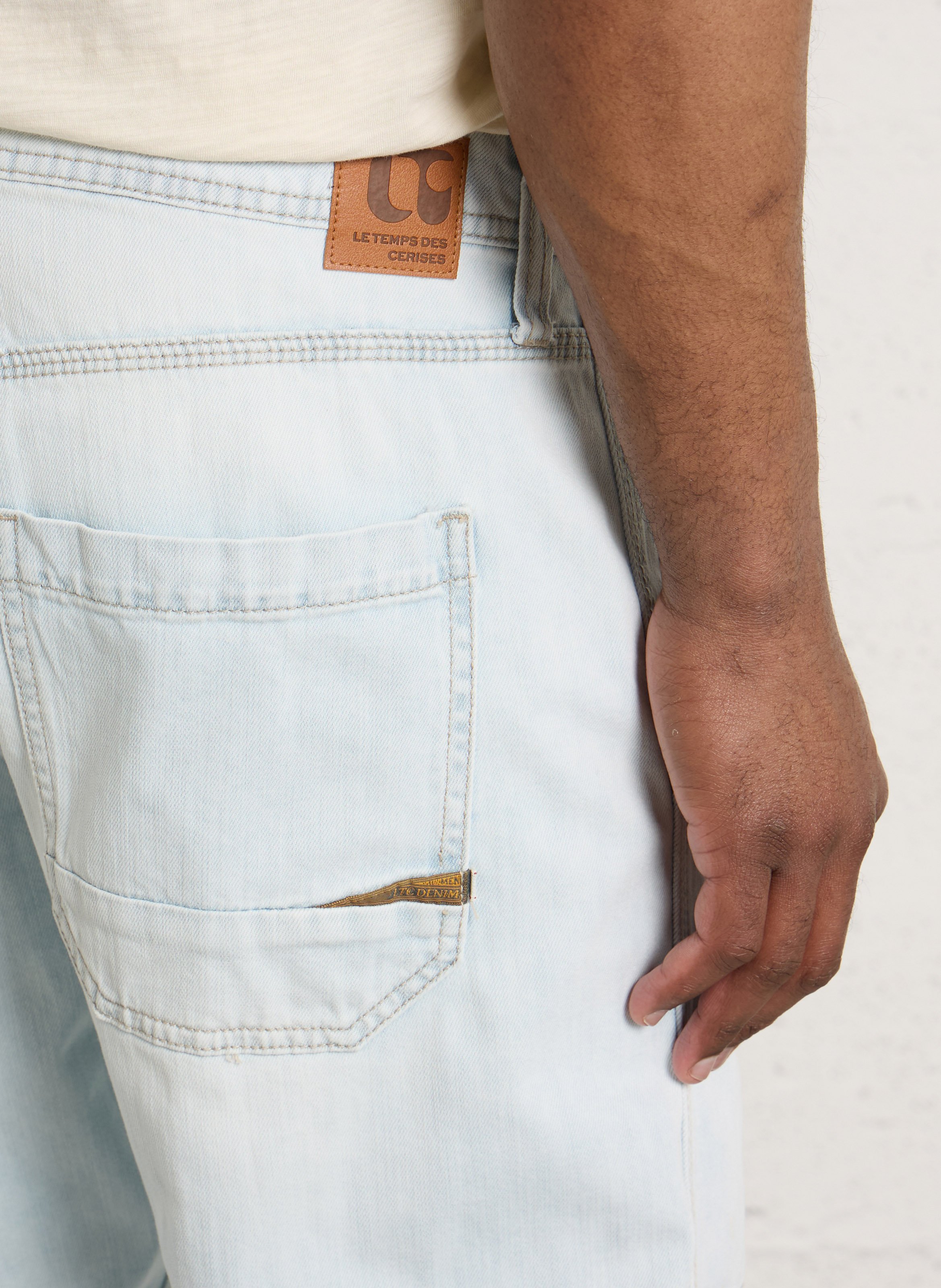 Gerade geschnittene Jeans aus Baumwoll-Mix LE TEMPS DES CERISES Blau