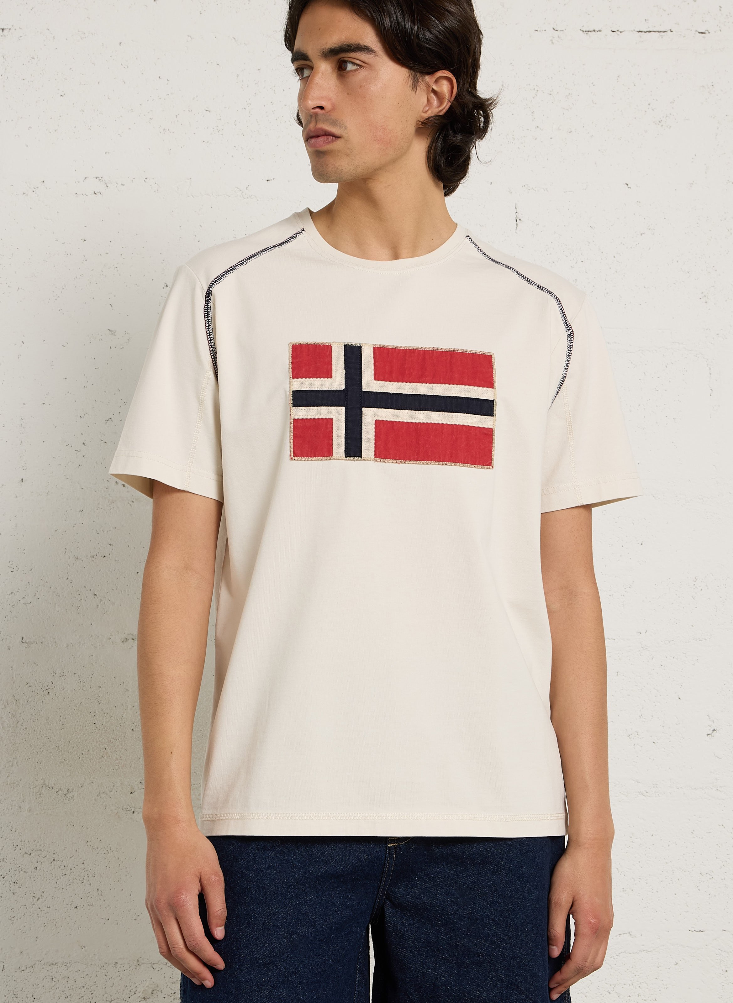 Gerade geschnittenes T-Shirt aus Baumwolle mit Stickerei NAPAPIJRI