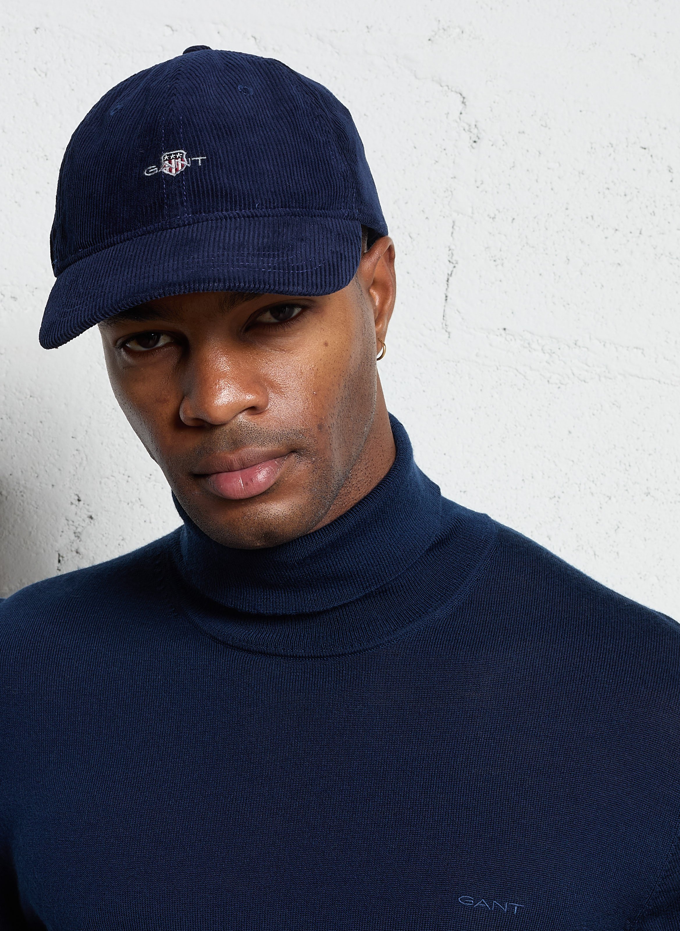 Corduroy cap GANT Blue