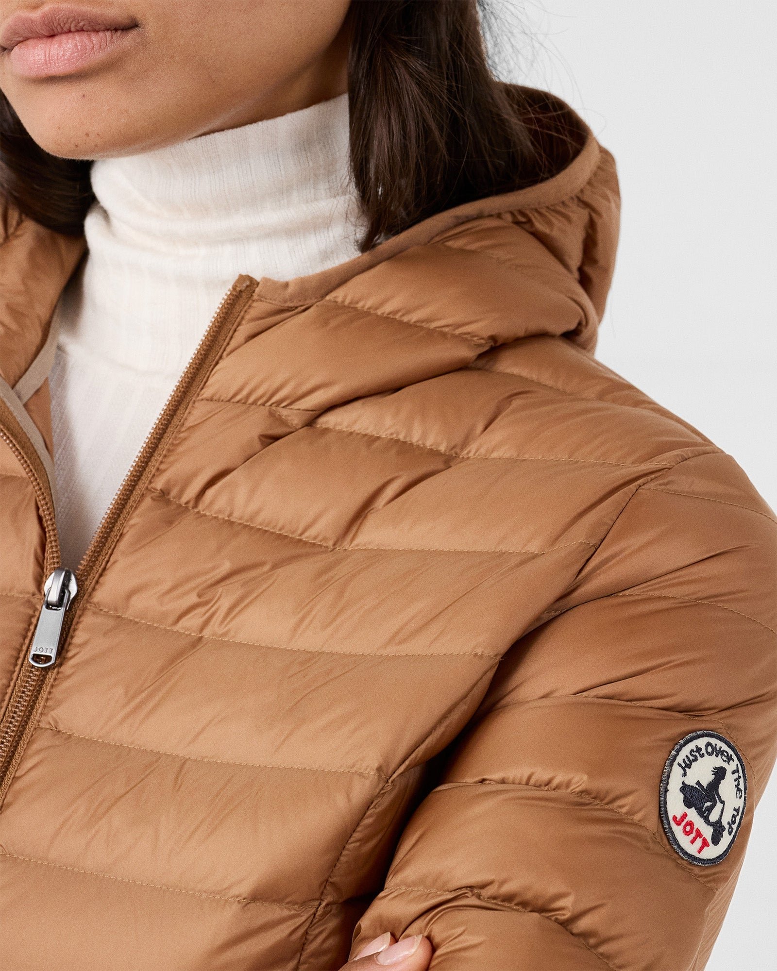Lightweight hooded puffer jacket Cloe JOTT Brown