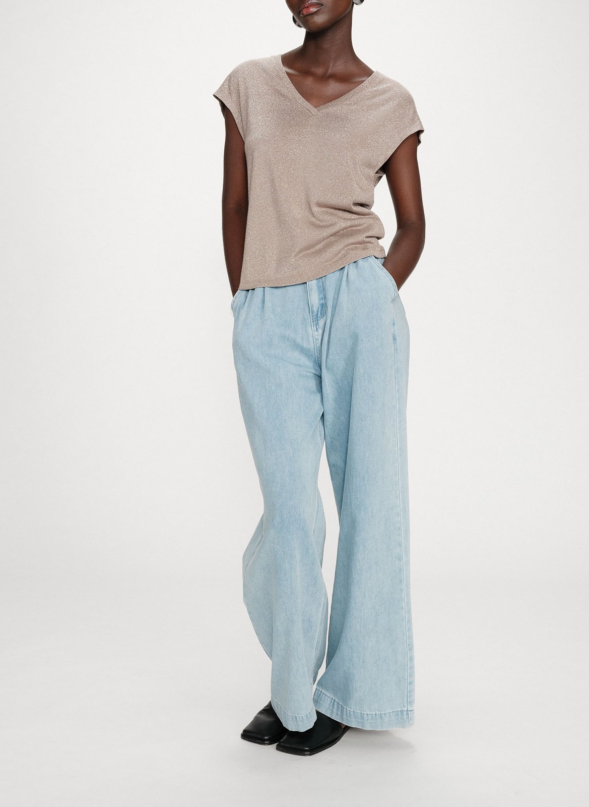 Crepe V-neck top GRACE ET MILA Beige