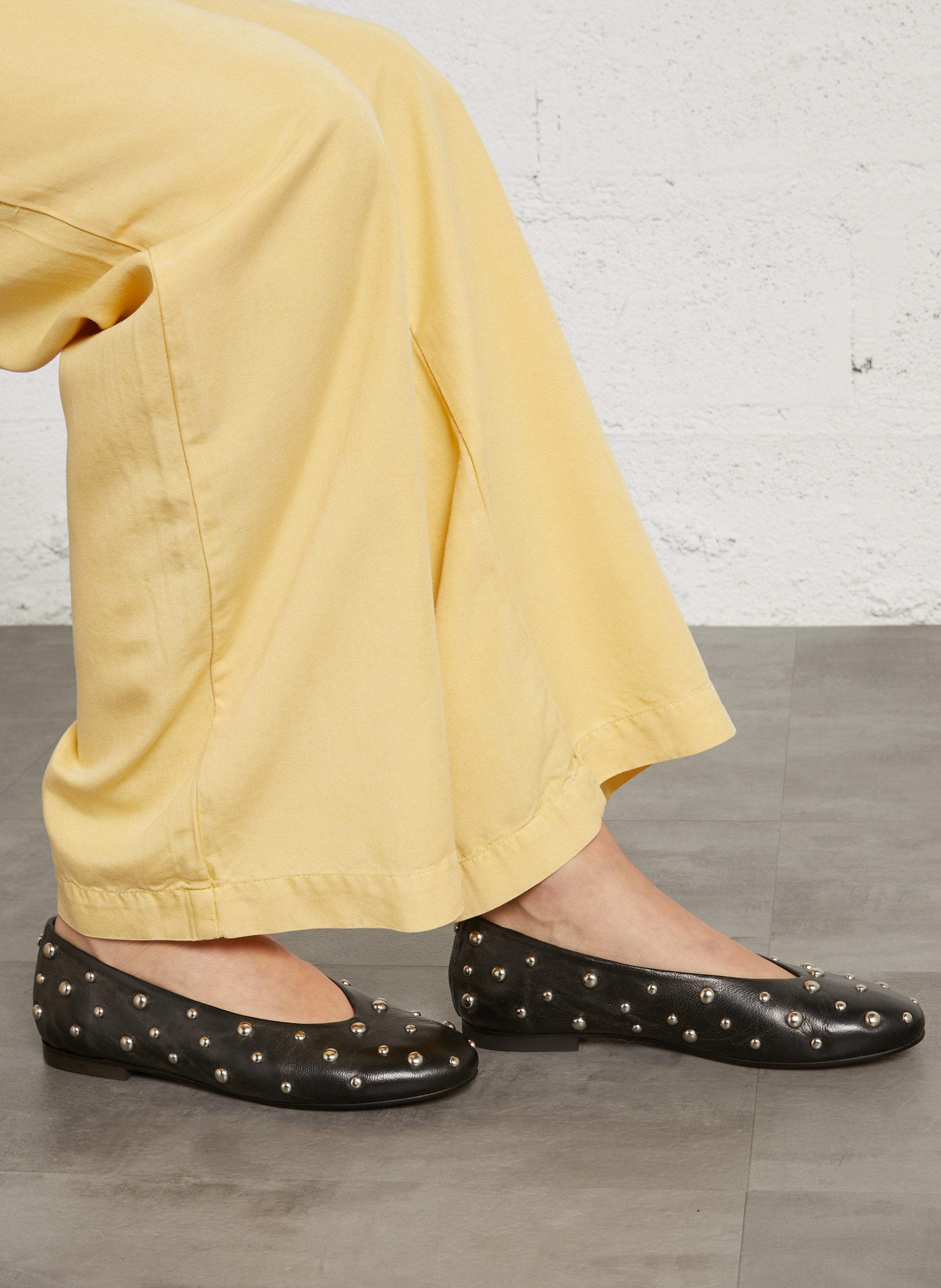 Ballerines à studs en cuir COSMOPARIS Noir
