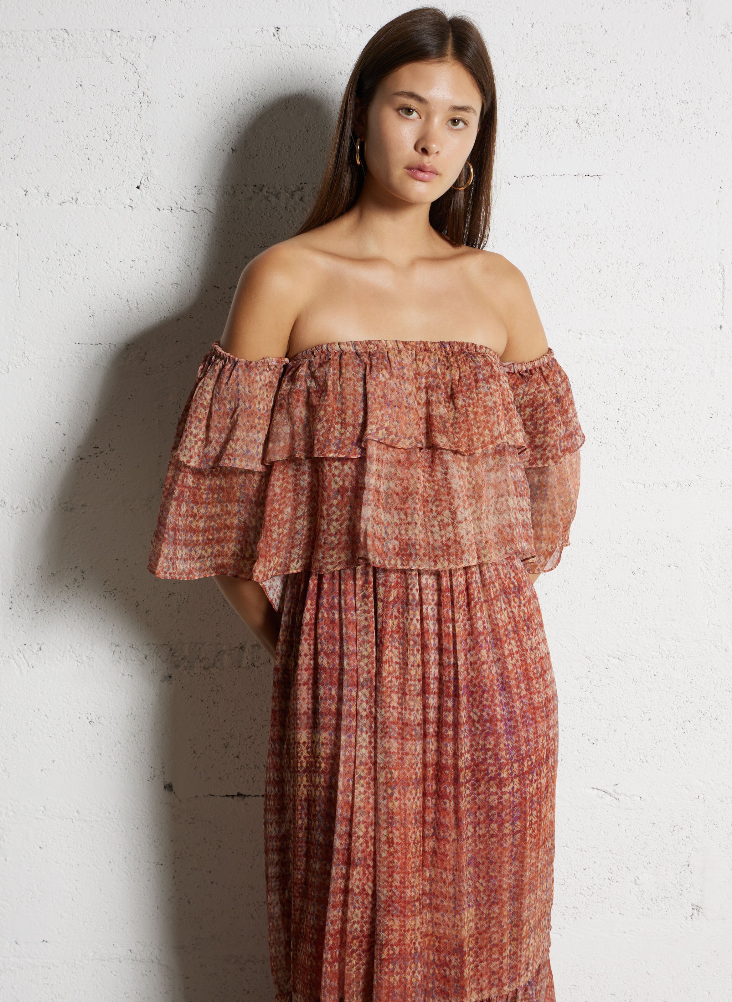 Robe longue épaules dénudées à motifs BA&SH Rose