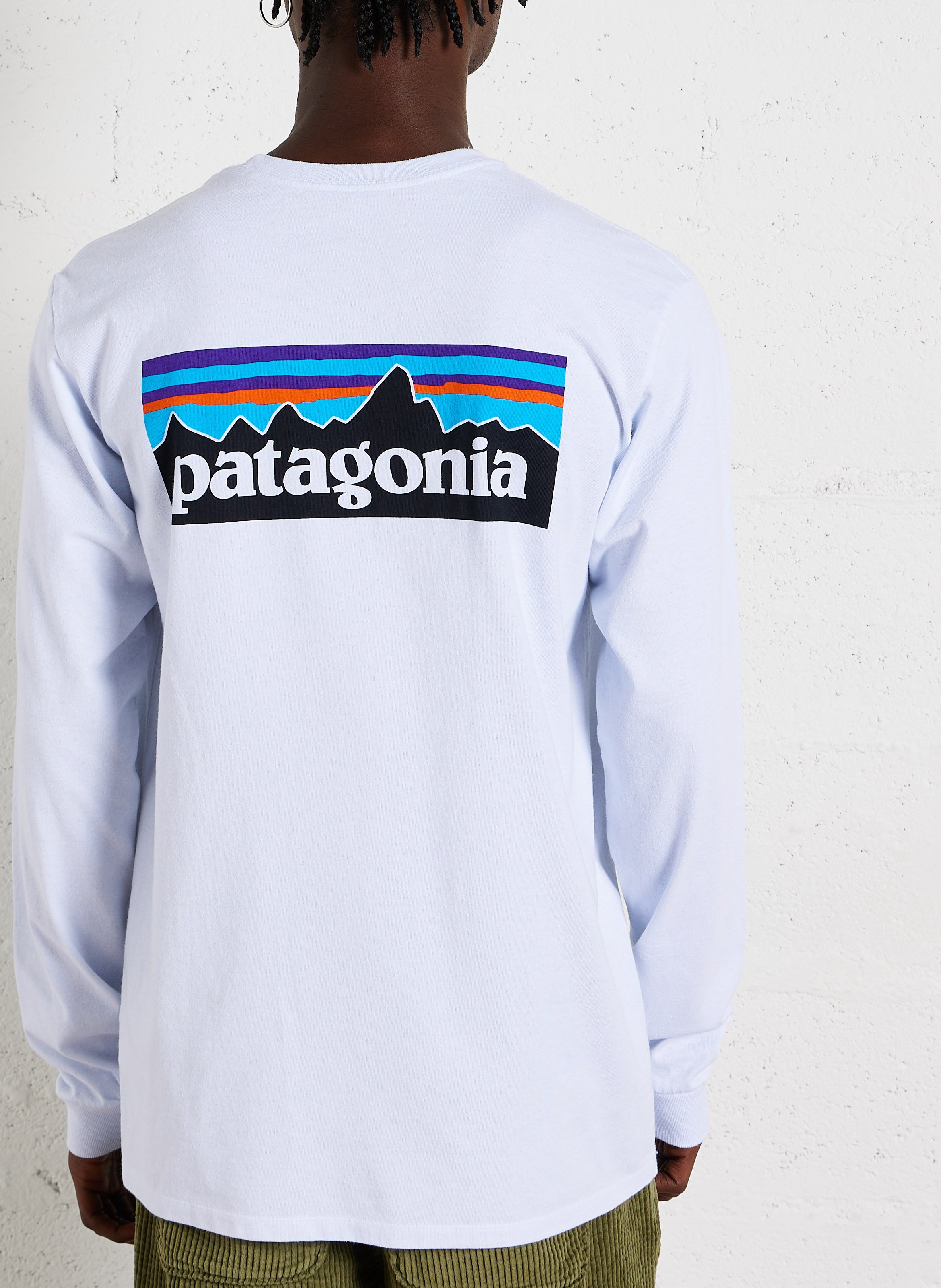 Rundhals-T-Shirt aus recyceltem Baumwoll-Mix mit Siebdruck, Regular Fit PATAGONIA