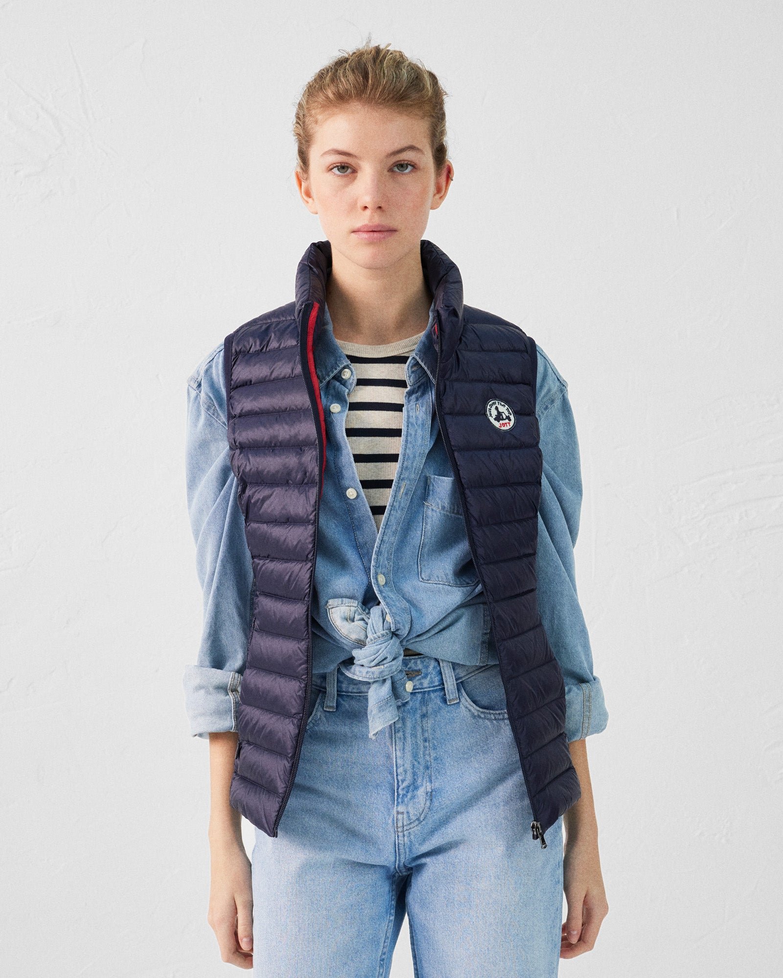 Sleeveless lightweight down vest seda JOTT Blue