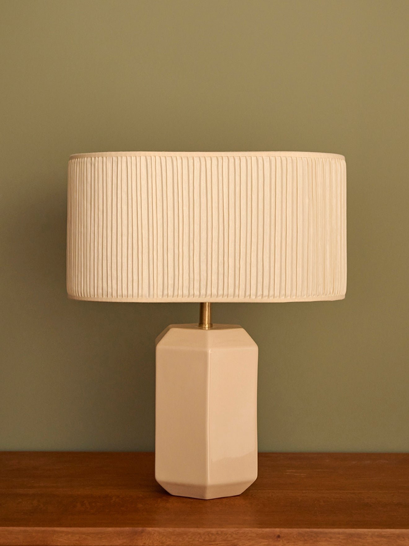 Oval pleated lampshade - small size victory CYRILLUS White