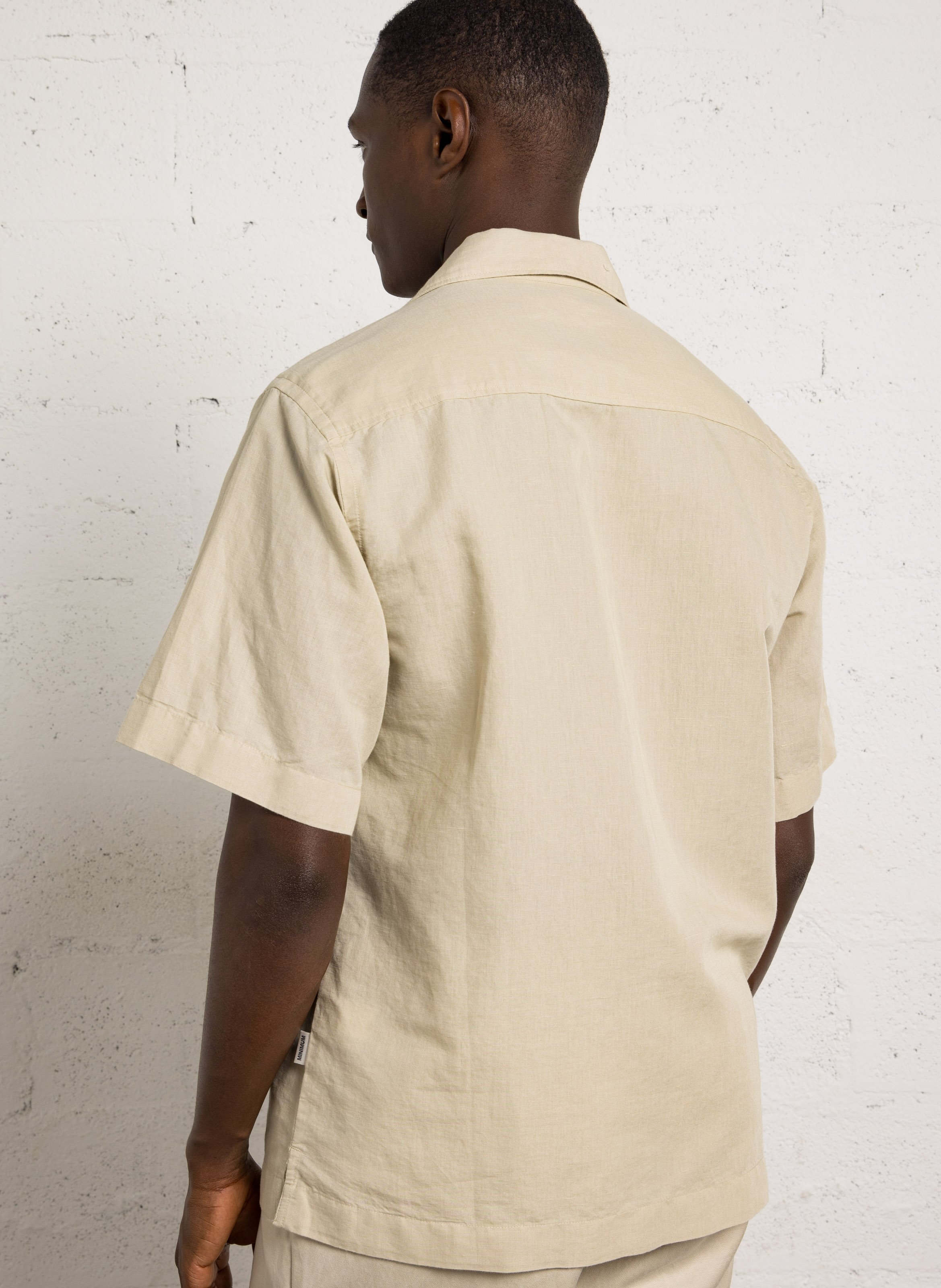 Chemise droite unie en lin mélangé MINIMUM Beige