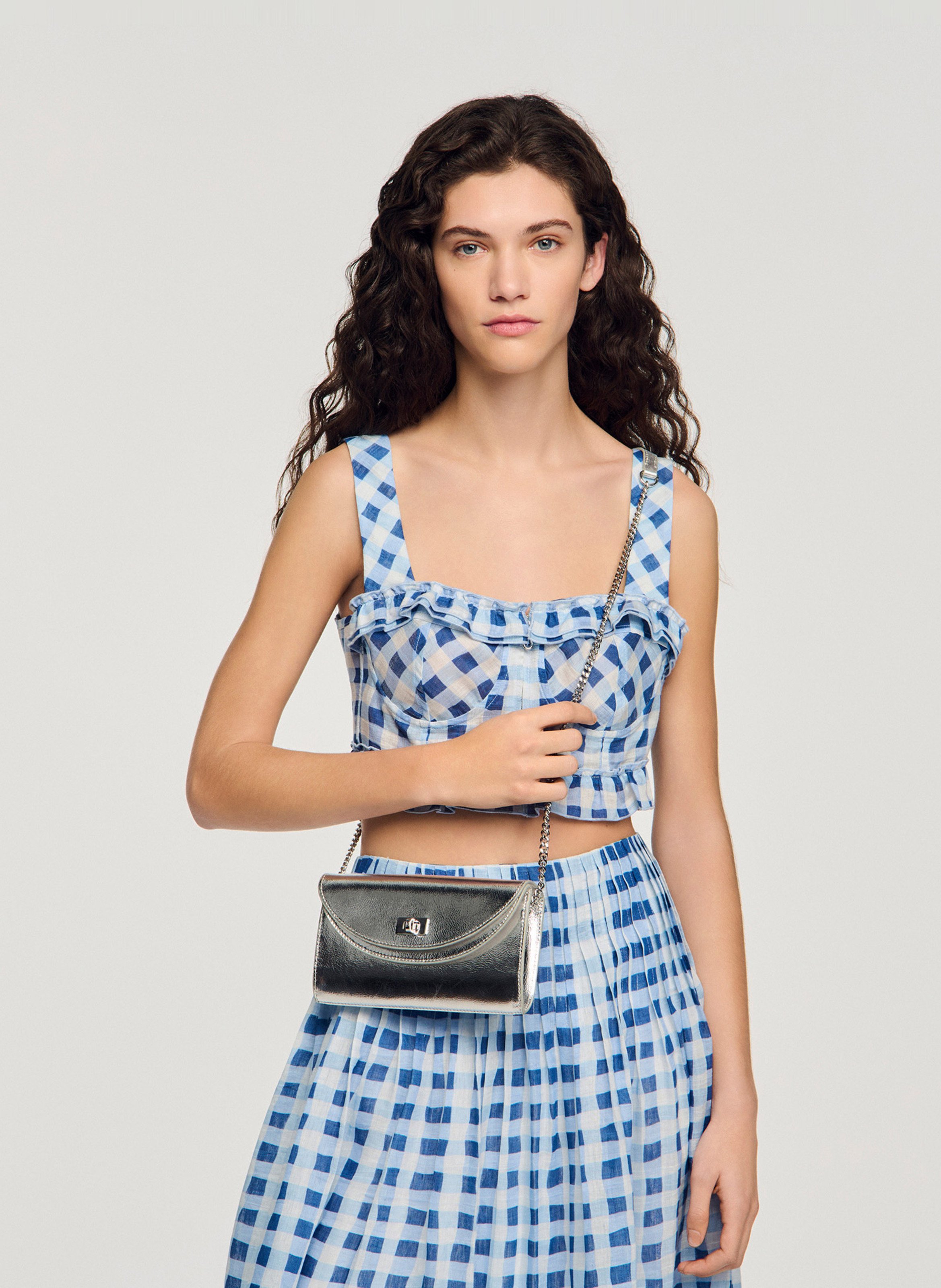 Sac bandoulière en cuir brillant SANDRO Argent