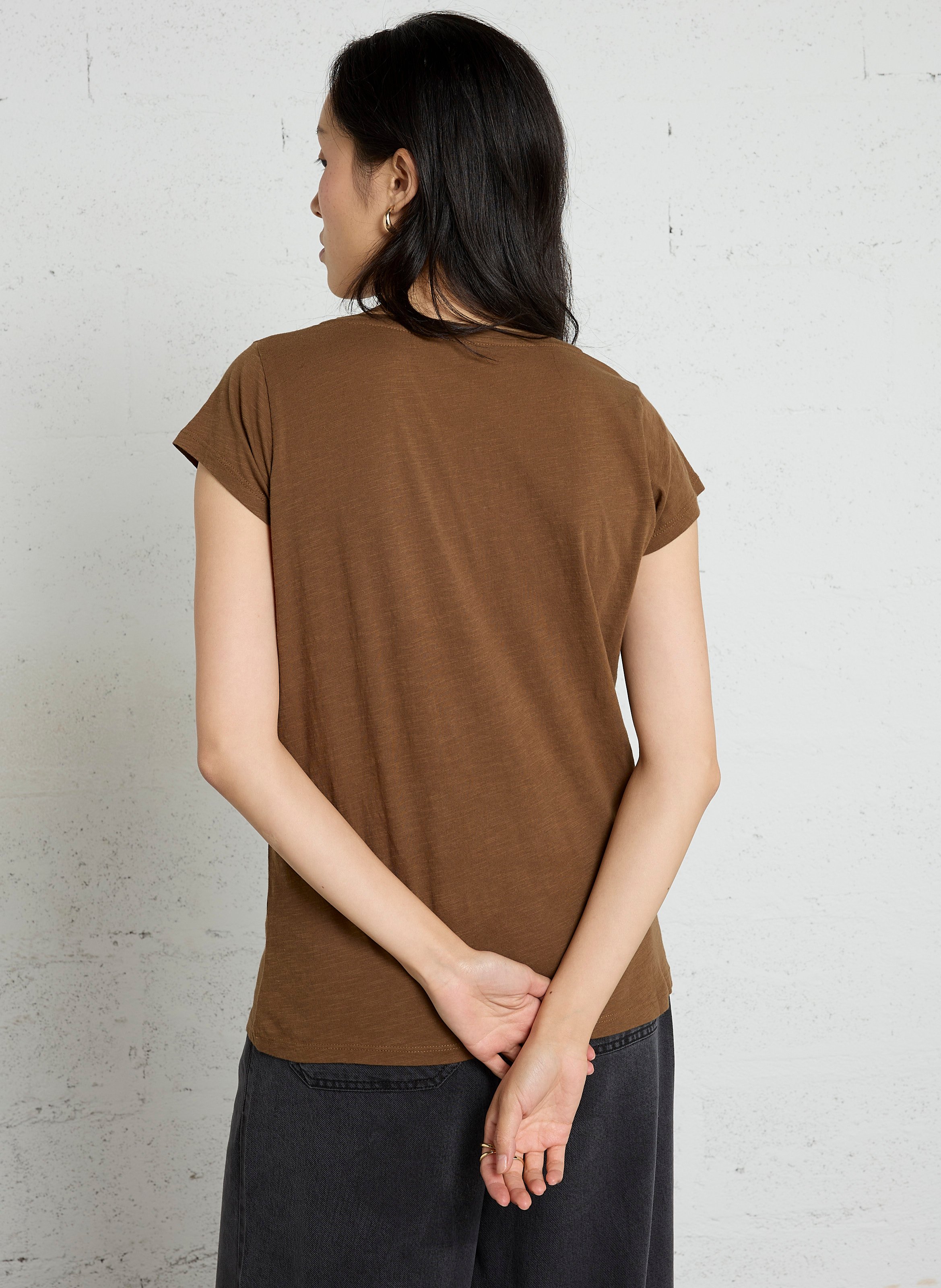 Tee-shirt droit brodé en coton bio LEON & HARPER Marron