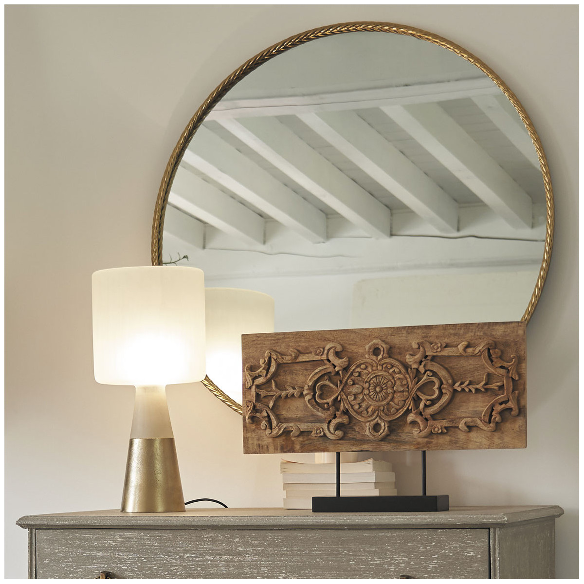 Horizontal arabesque statue BLANC D'IVOIRE Beige