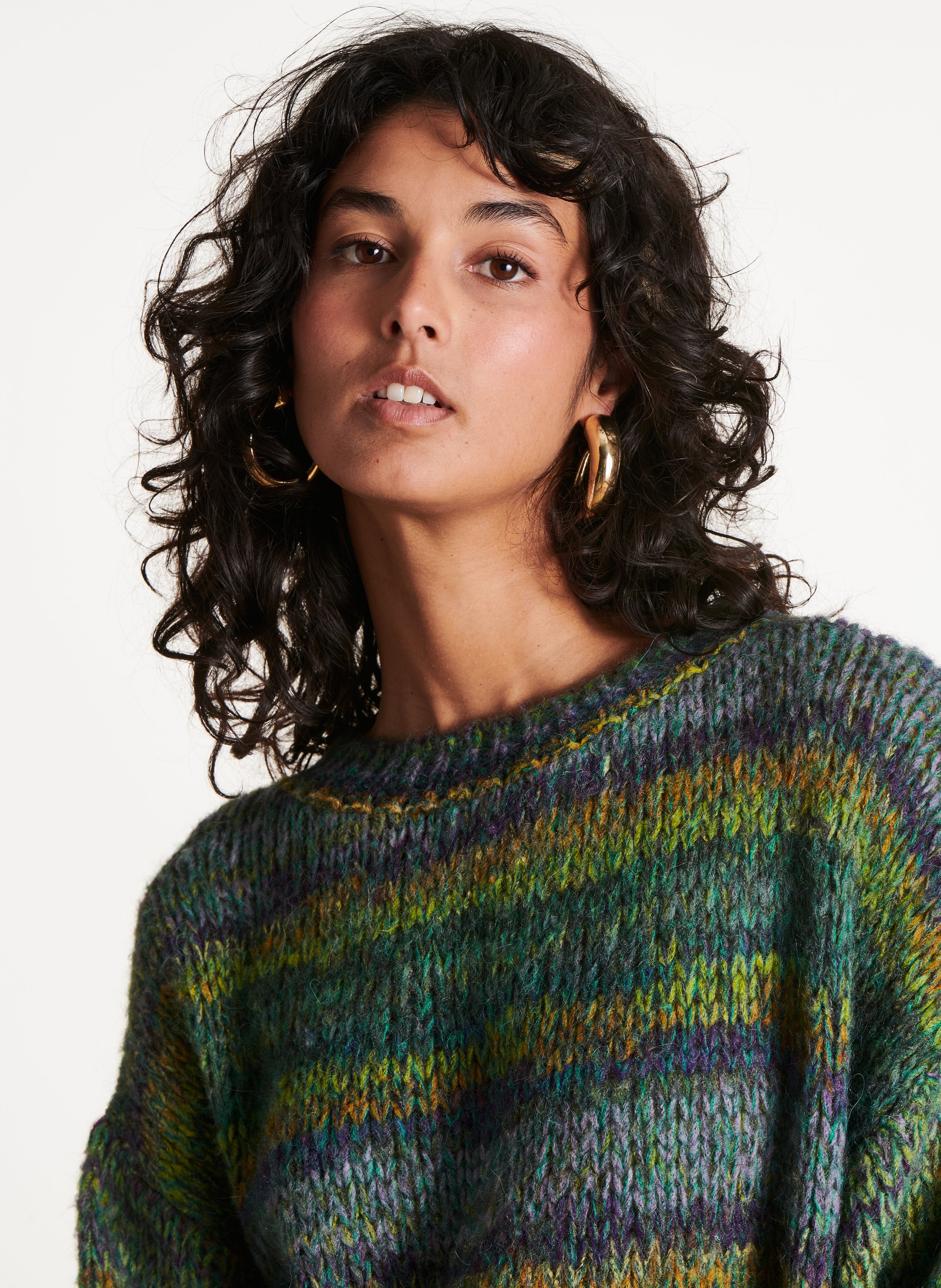 Kurzärmliger Pullover mit Rundhalsausschnitt LA FEE MARABOUTEE Mehrfarbig