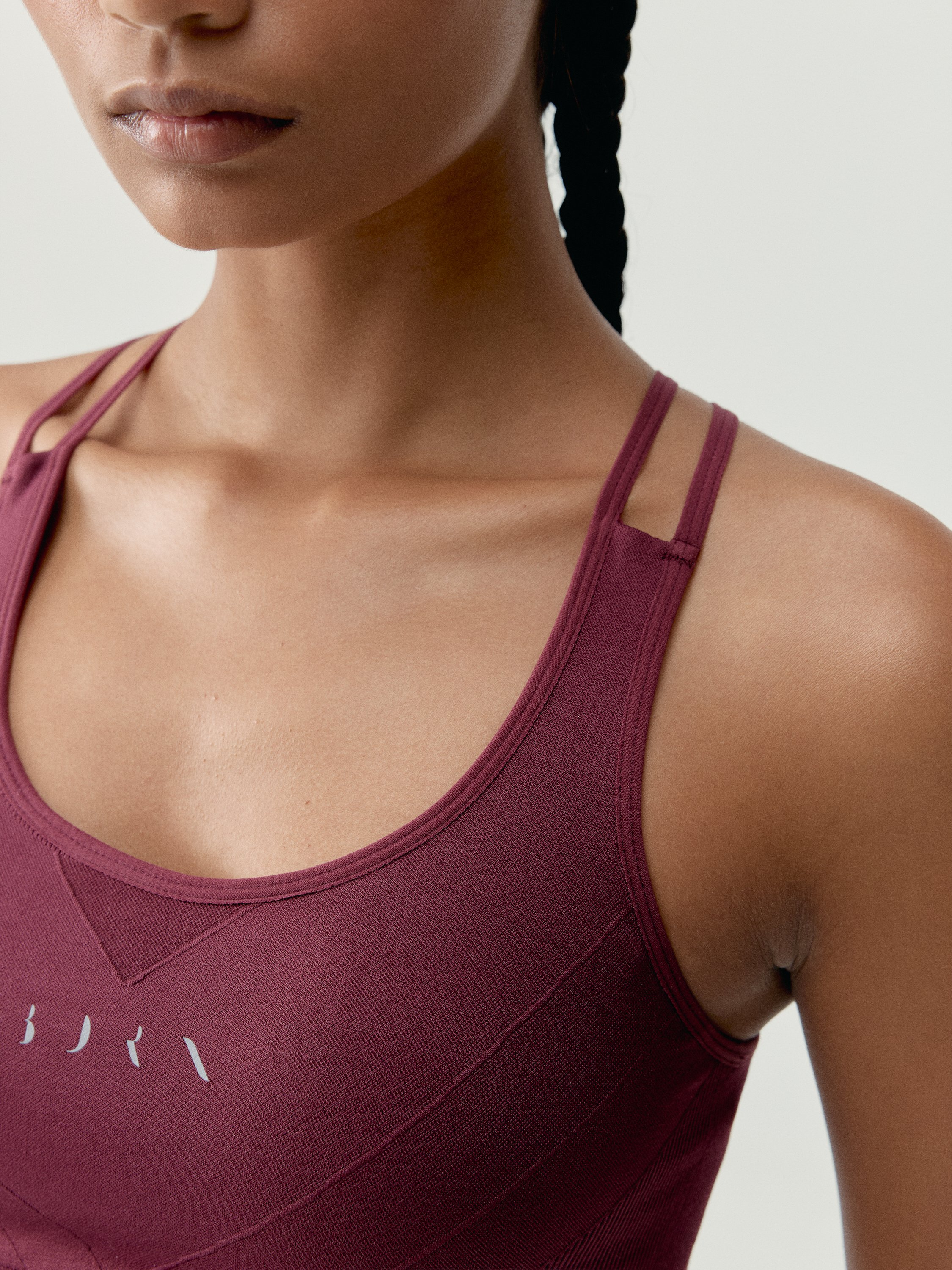 Seamless high support sports bra BORN LIVING YOGA Red