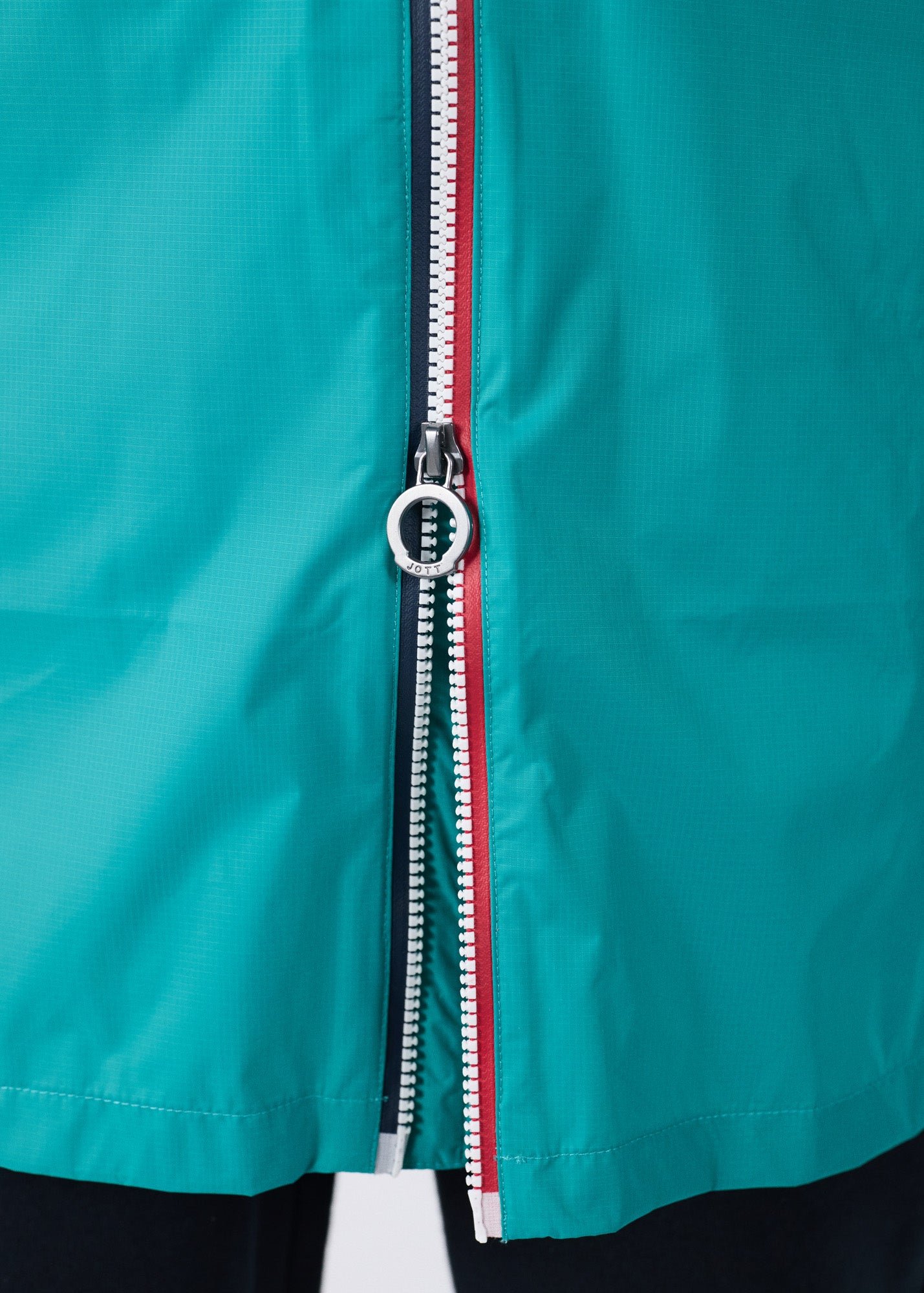 Packable long raincoat Skye JOTT Green