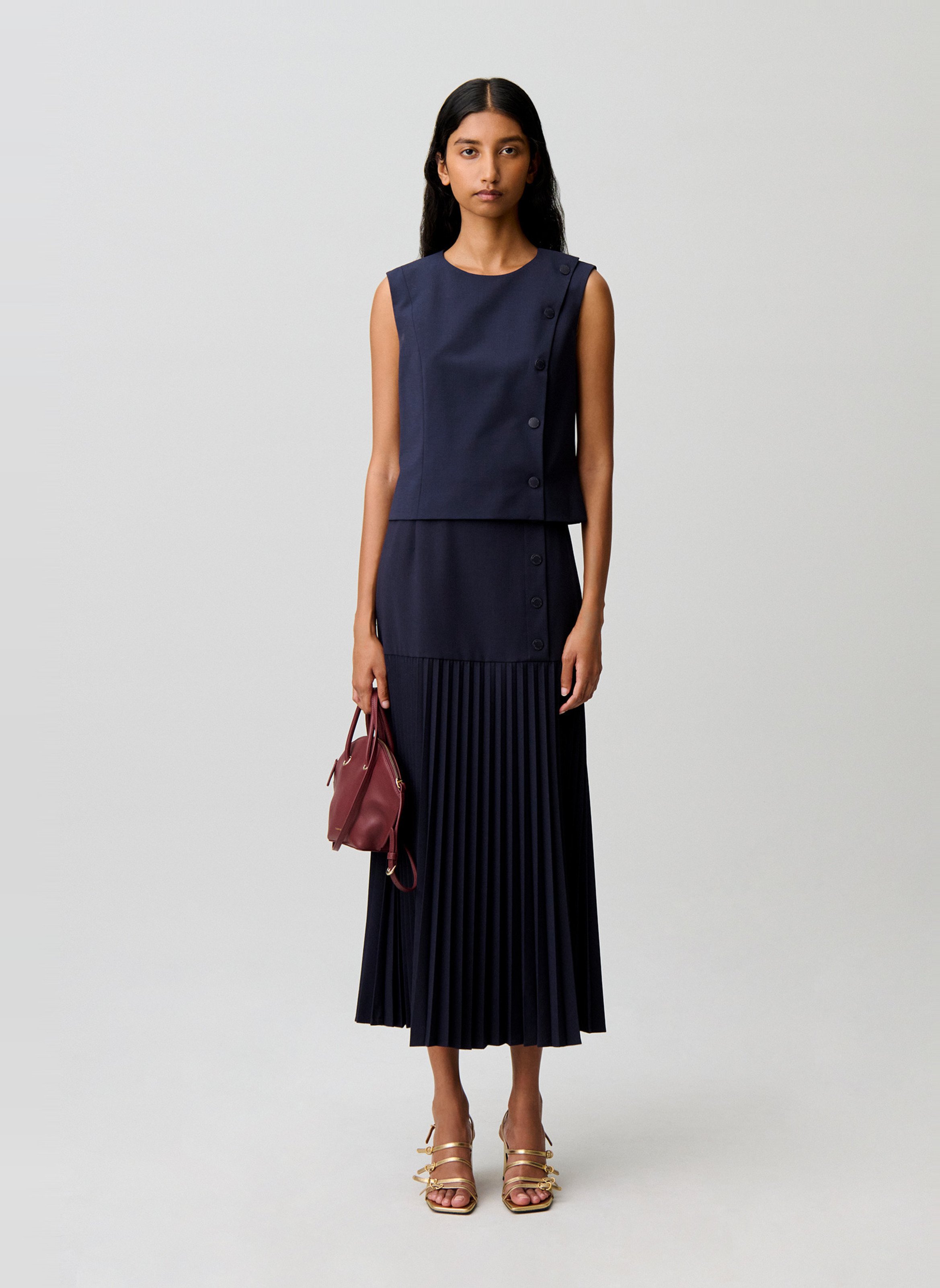 Sleeveless straight top with a round neck CLAUDIE PIERLOT Blue