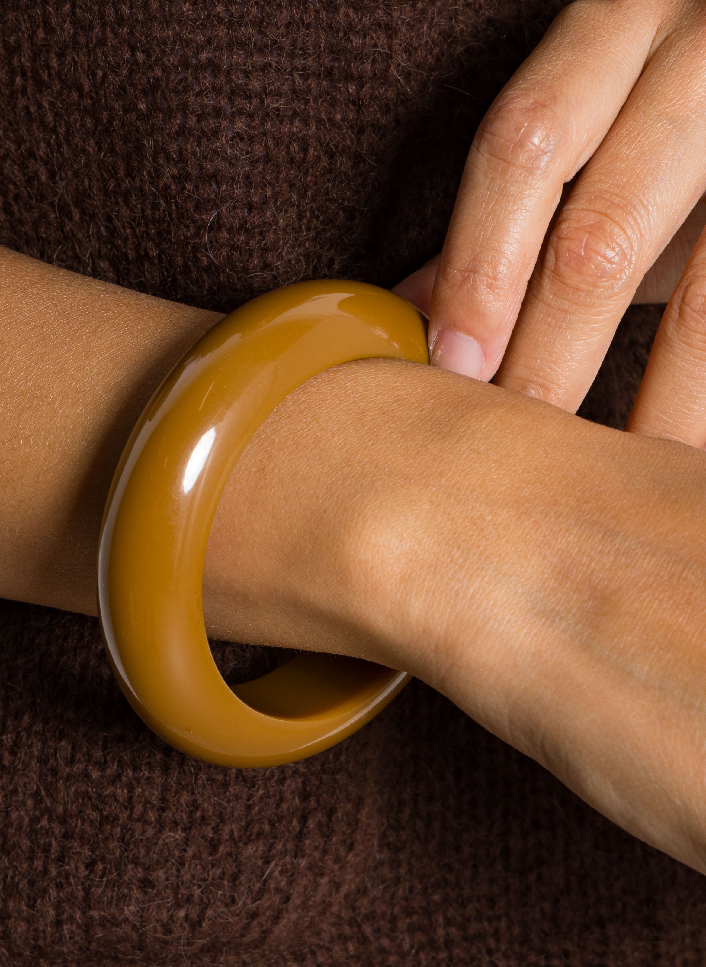 Pulsera ancha efecto marmolado FEEKA Amarillo