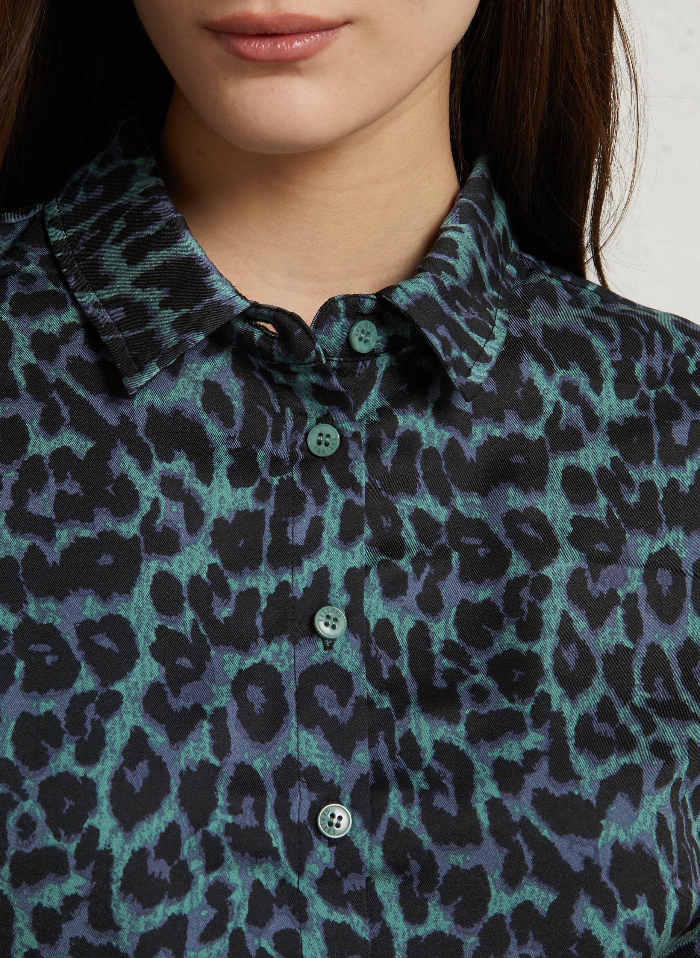 Short dress with classic collar, patterned. LE TEMPS DES CERISES Green