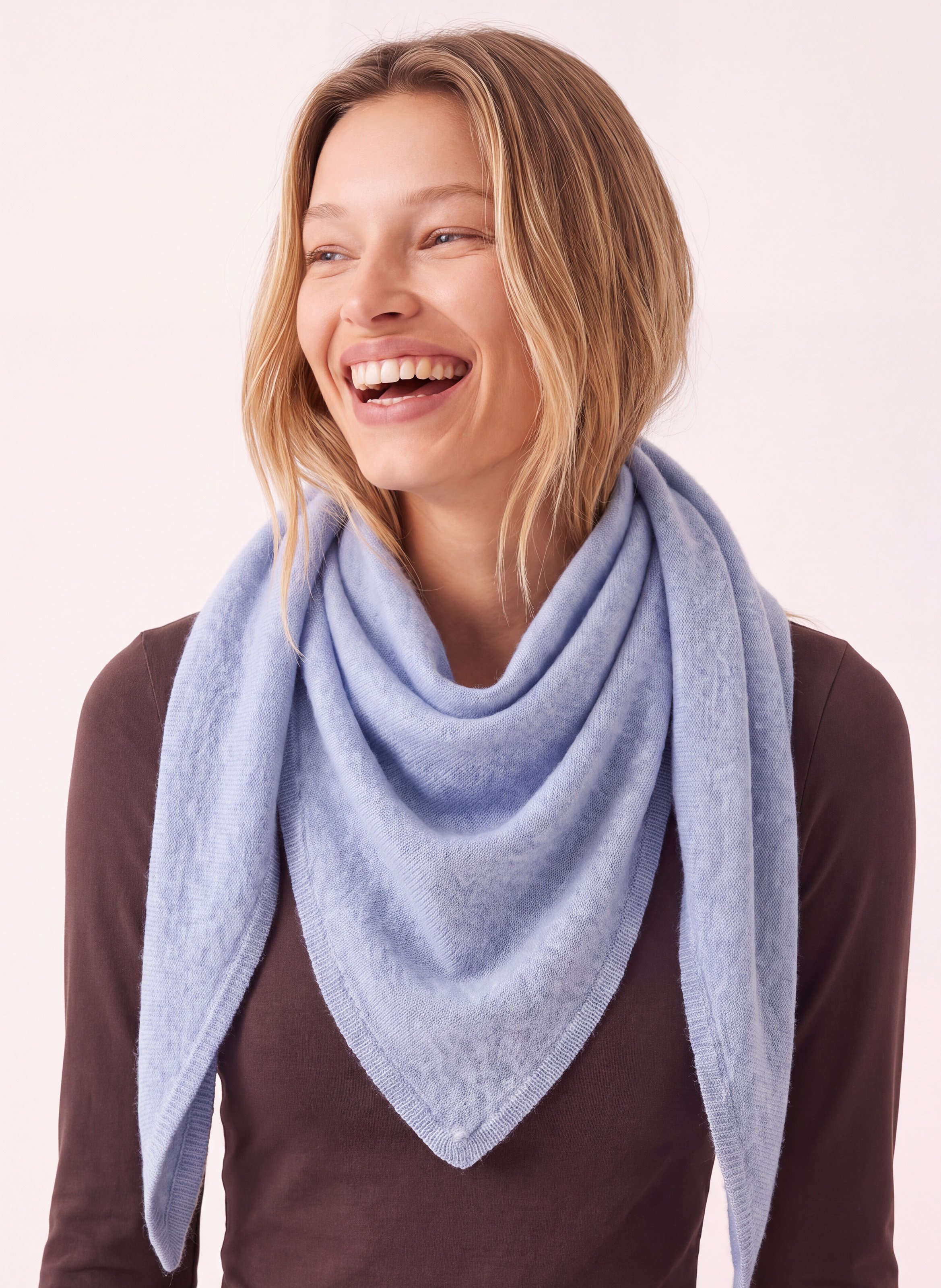 Plain triangular scarf in wool and cashmere KOOKAI Blue