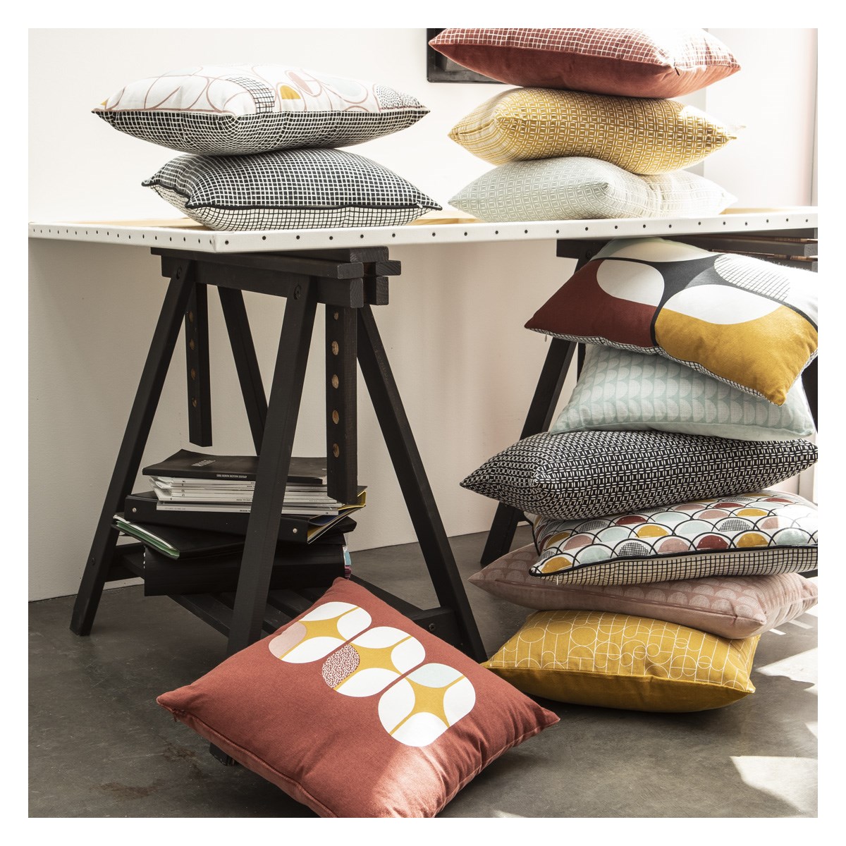 Printed checkered cotton decorative cushion TODAY LINGE DE MAISON Red