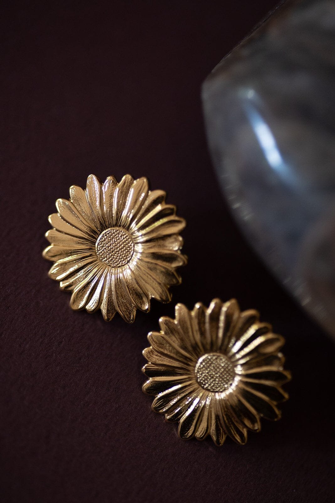 Maxi flower stud earrings in gold-plated 24K gold MONSIEUR SIMONE Golden