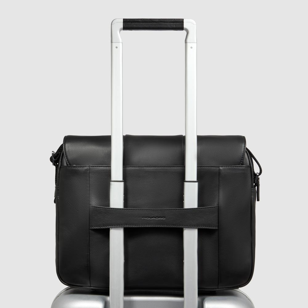 Leather computer messenger bag with pocket for airpods®, shock protection, and RFID. PIQUADRO Black