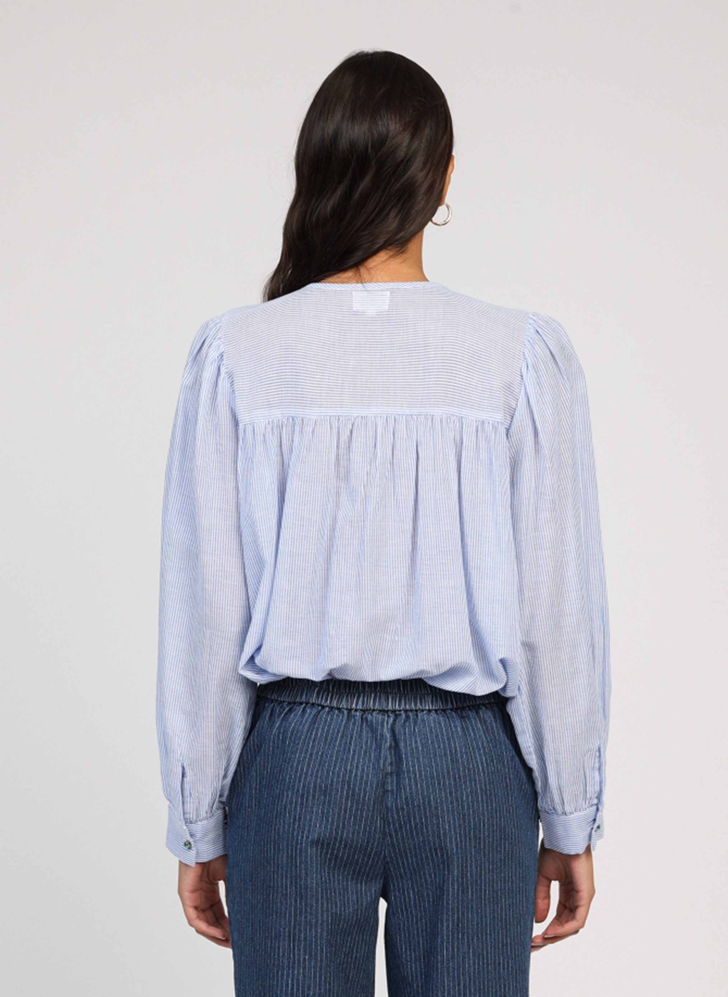 Celena - Oversize-Hemd aus gestreifter Baumwolle AN'GE Blau