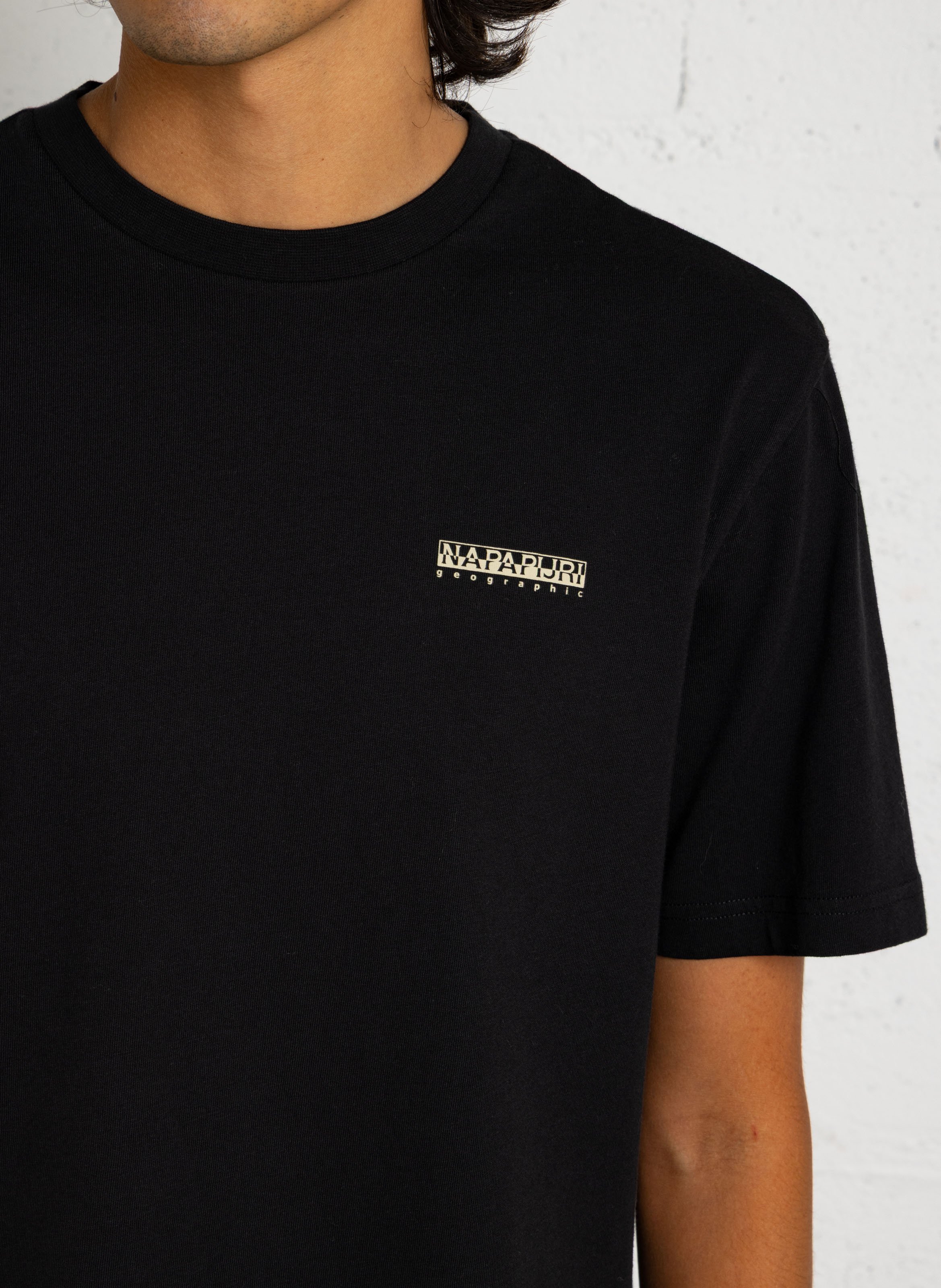 Straight round-neck cotton T-shirt with screen print NAPAPIJRI Black