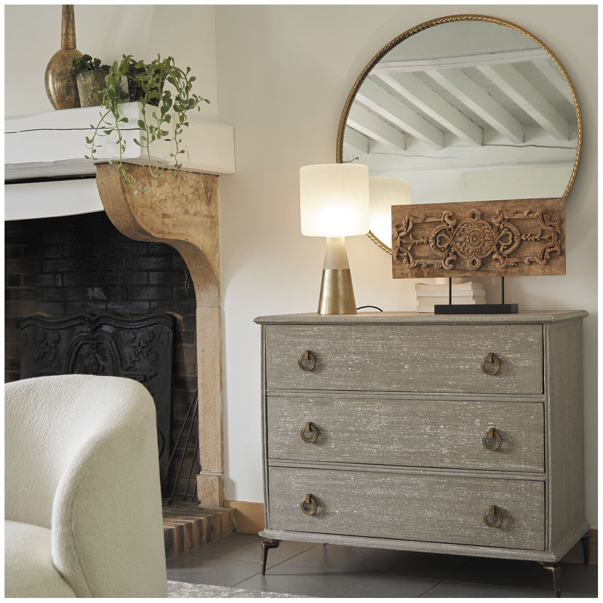 Horizontal arabesque statue BLANC D'IVOIRE Beige