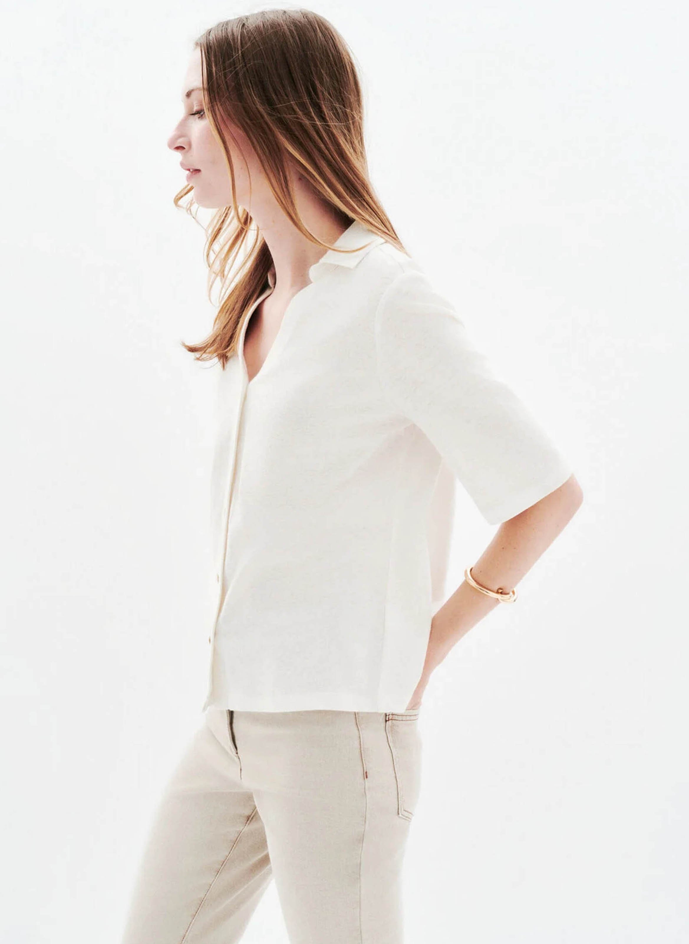 Short-sleeved V-neck shirt CAROLL Beige