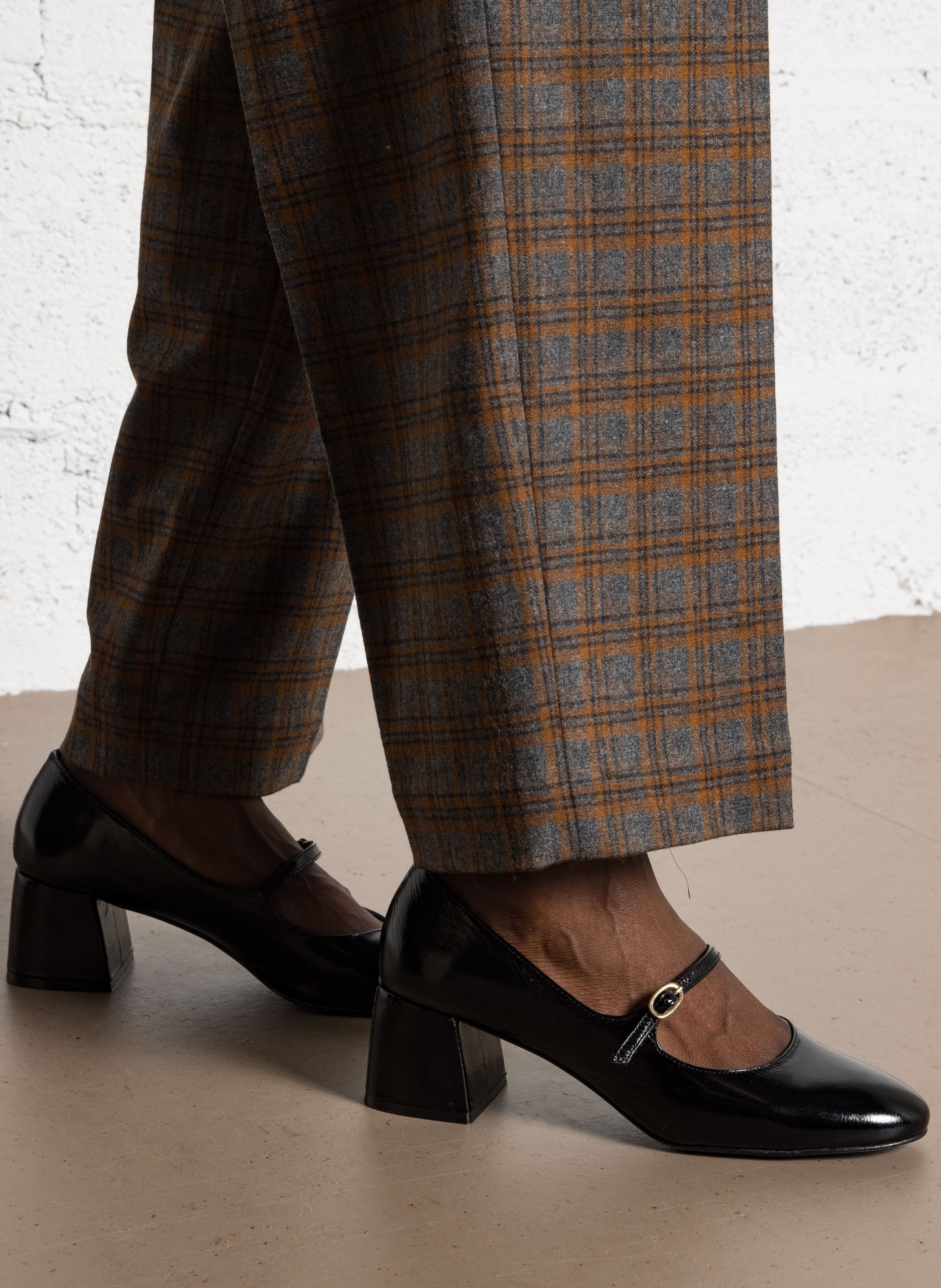 Beyou suede high heels  BOCAGE Black